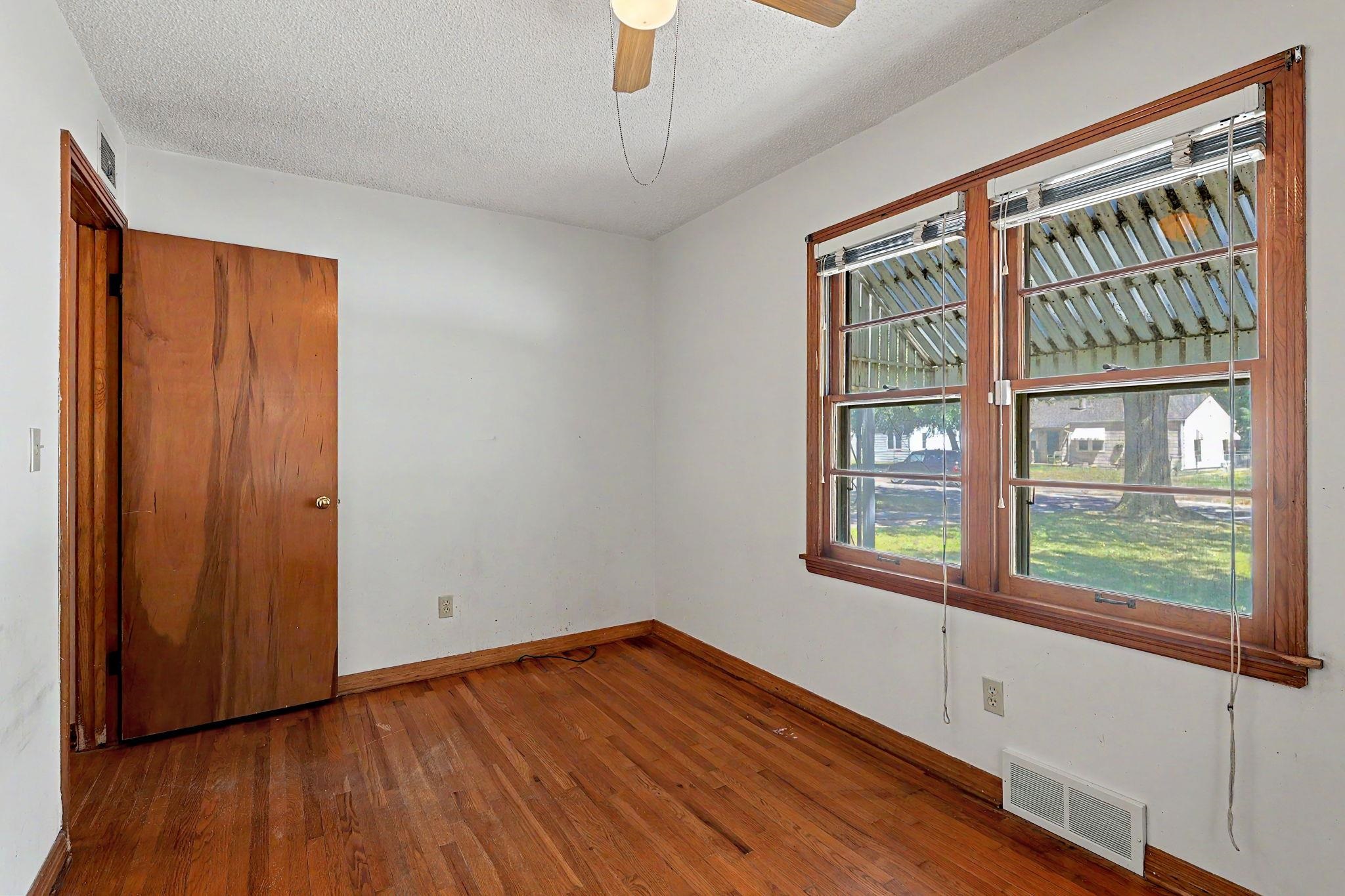 3255 S Gold Property Photo 20