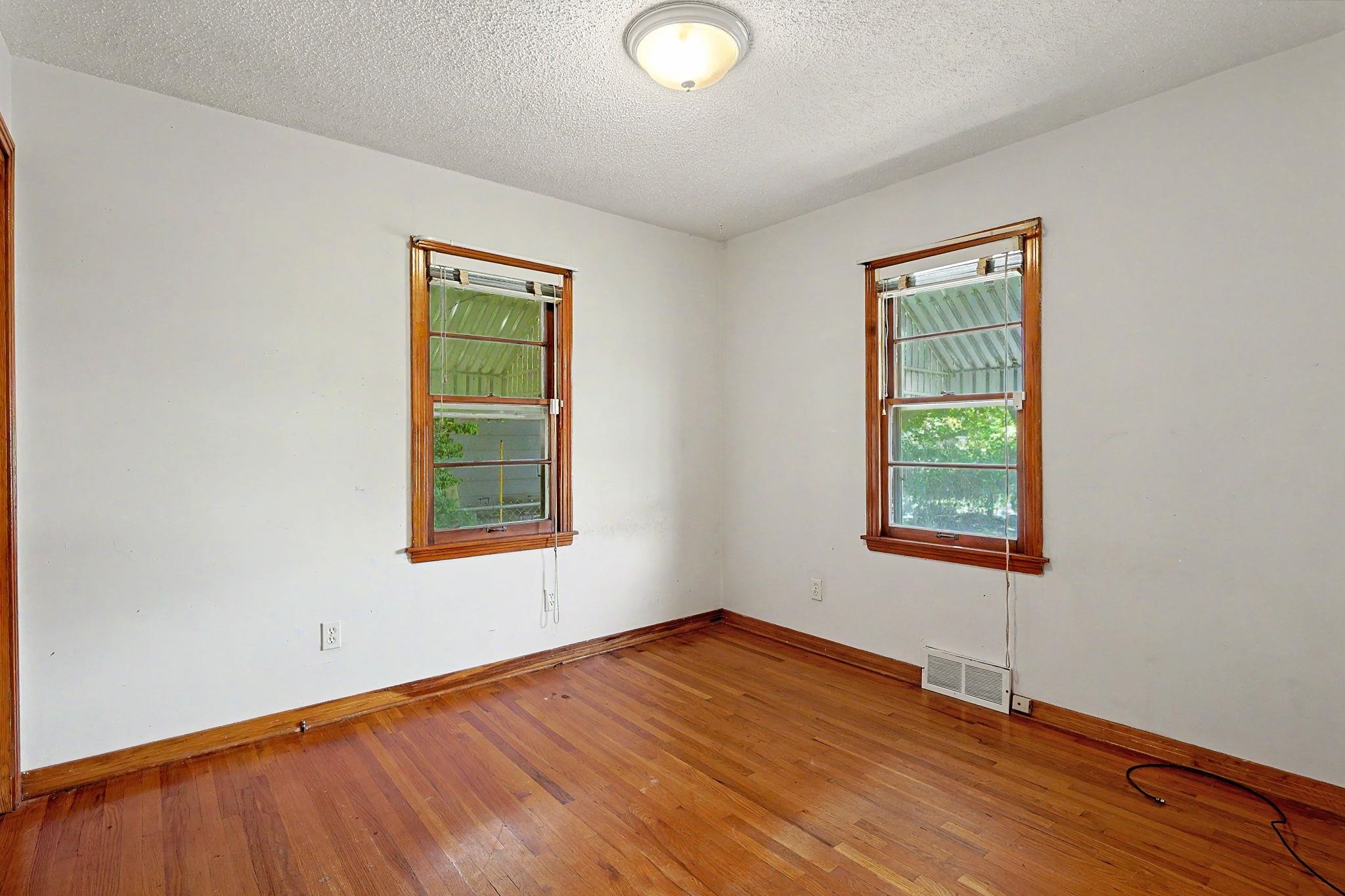 3255 S Gold Property Photo 22