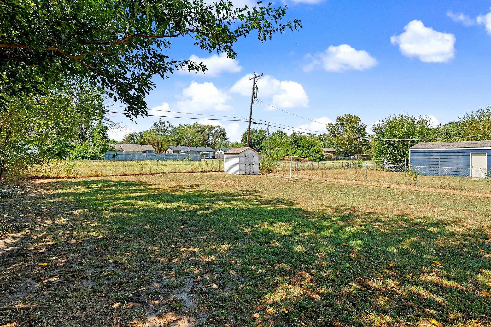 3255 S Gold Property Photo 29
