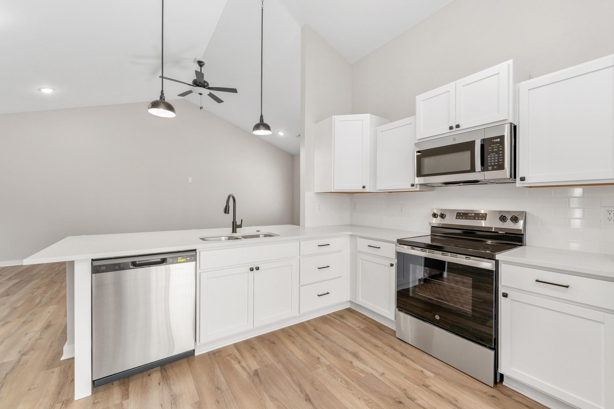 13014 W Thorton St Unit 100 Property Photo 5