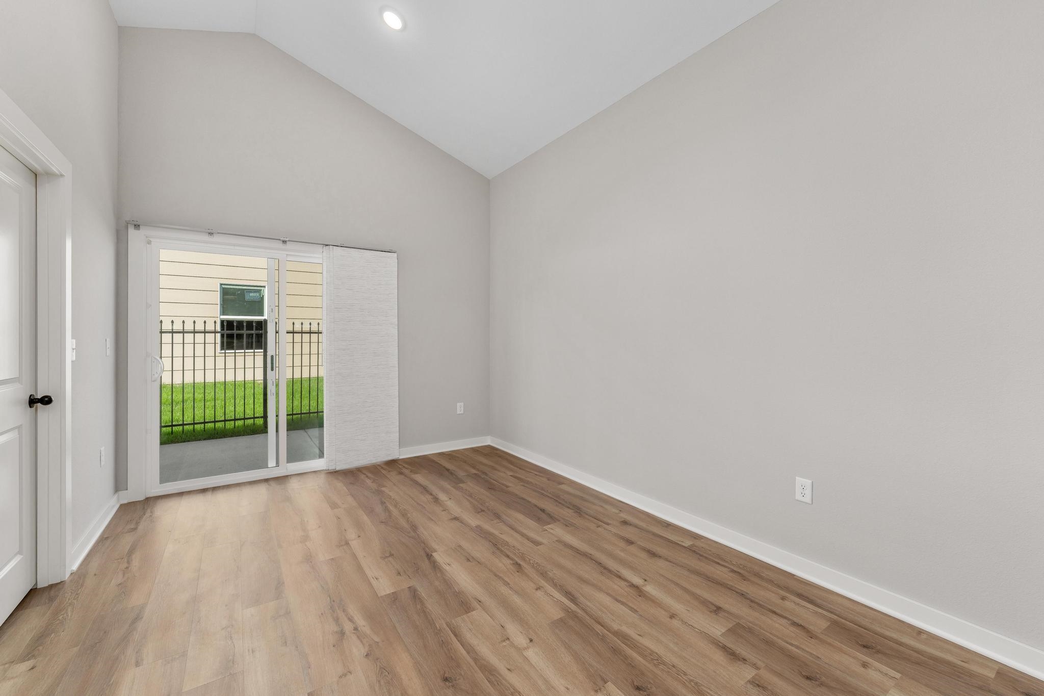 13014 W Thorton St Unit 100 Property Photo 13