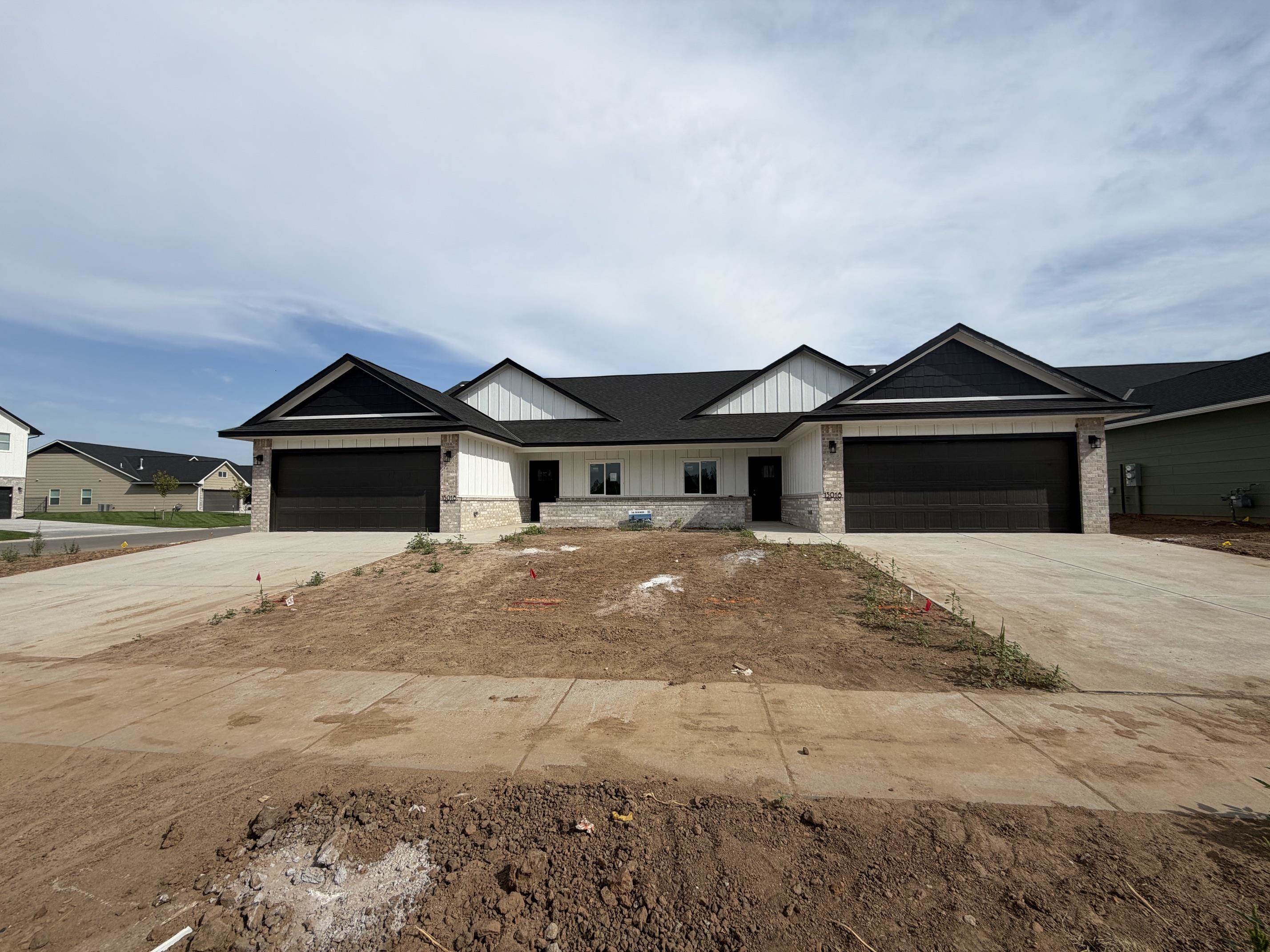 13018 W Thorton St Property Photo 1