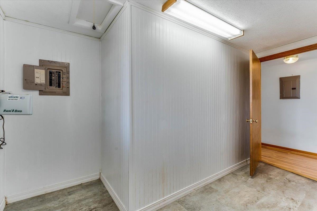 16911 S Woodberry Property Photo 9
