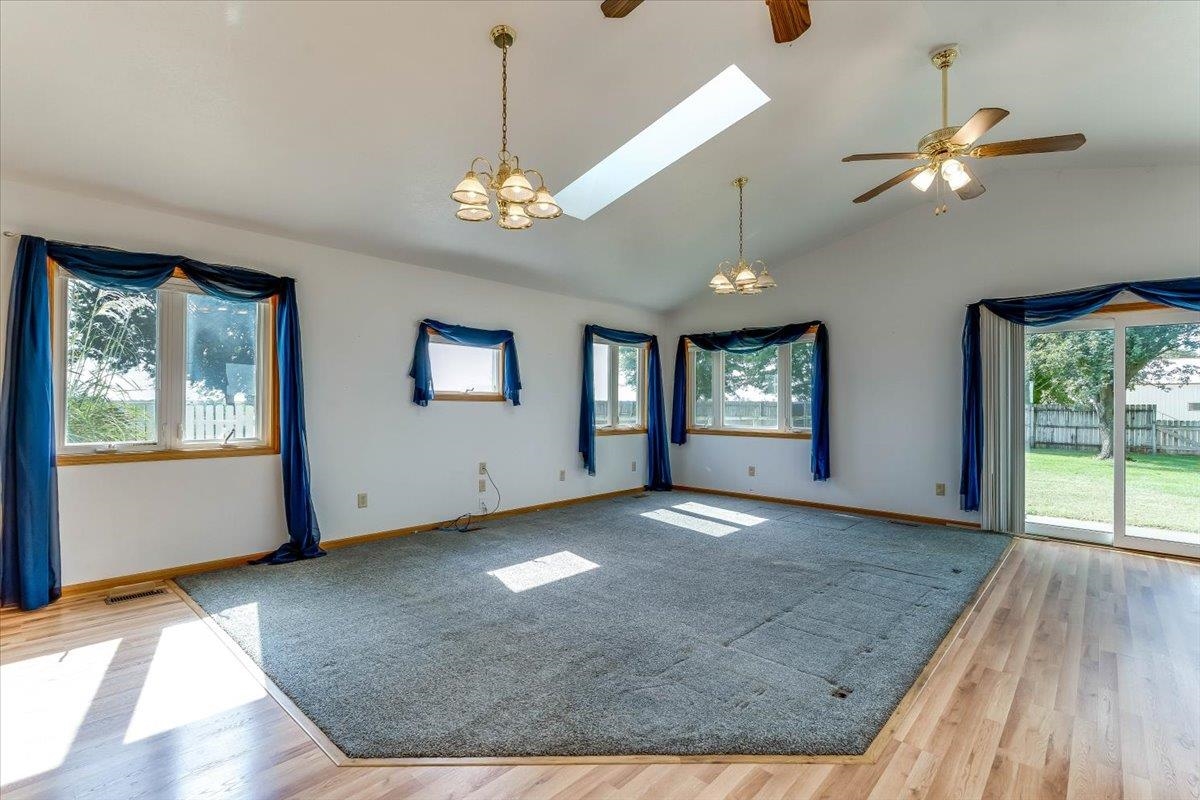 16911 S Woodberry Property Photo 11