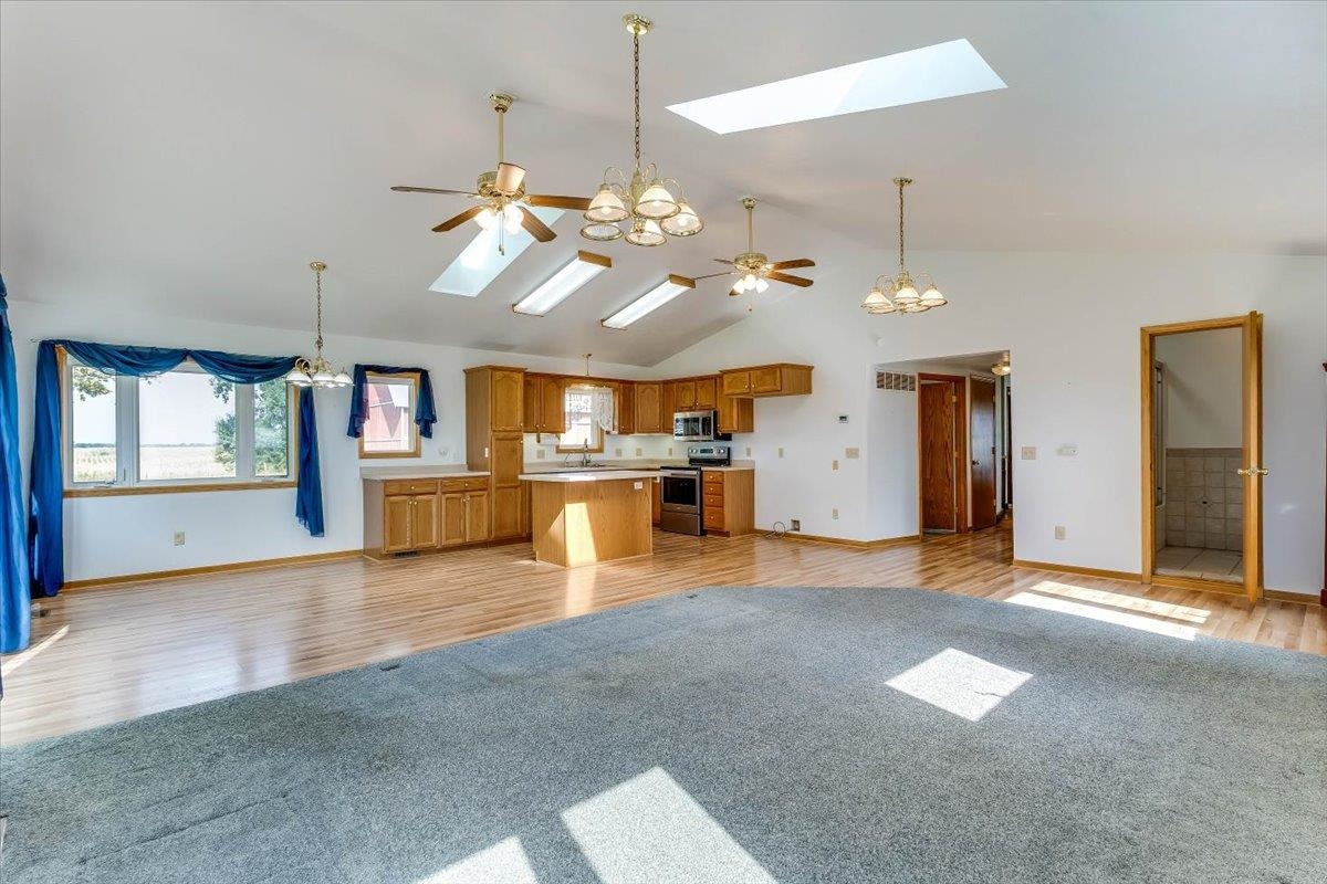 16911 S Woodberry Property Photo 13