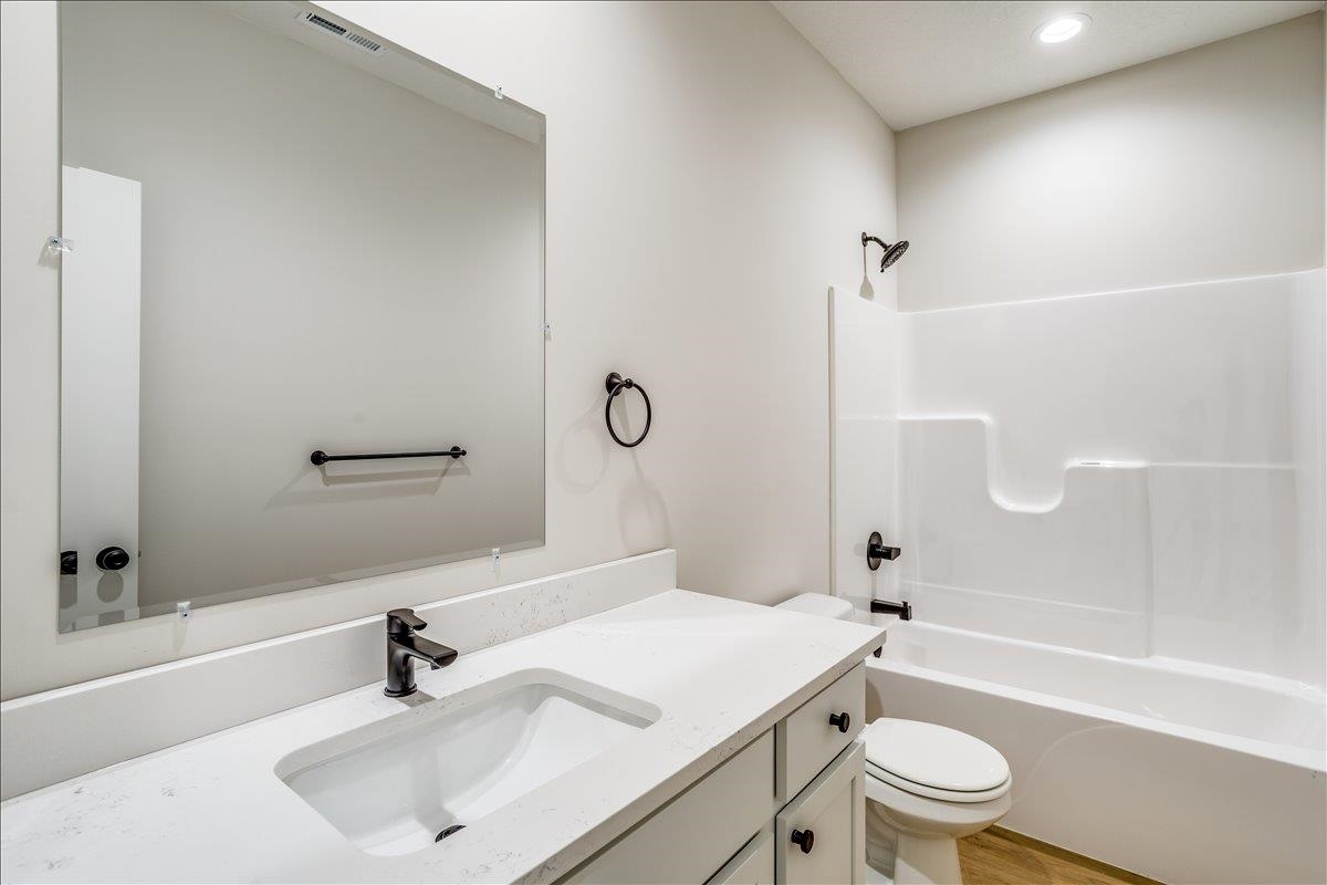 5426/5428 N Briskbay Ct Property Photo 25