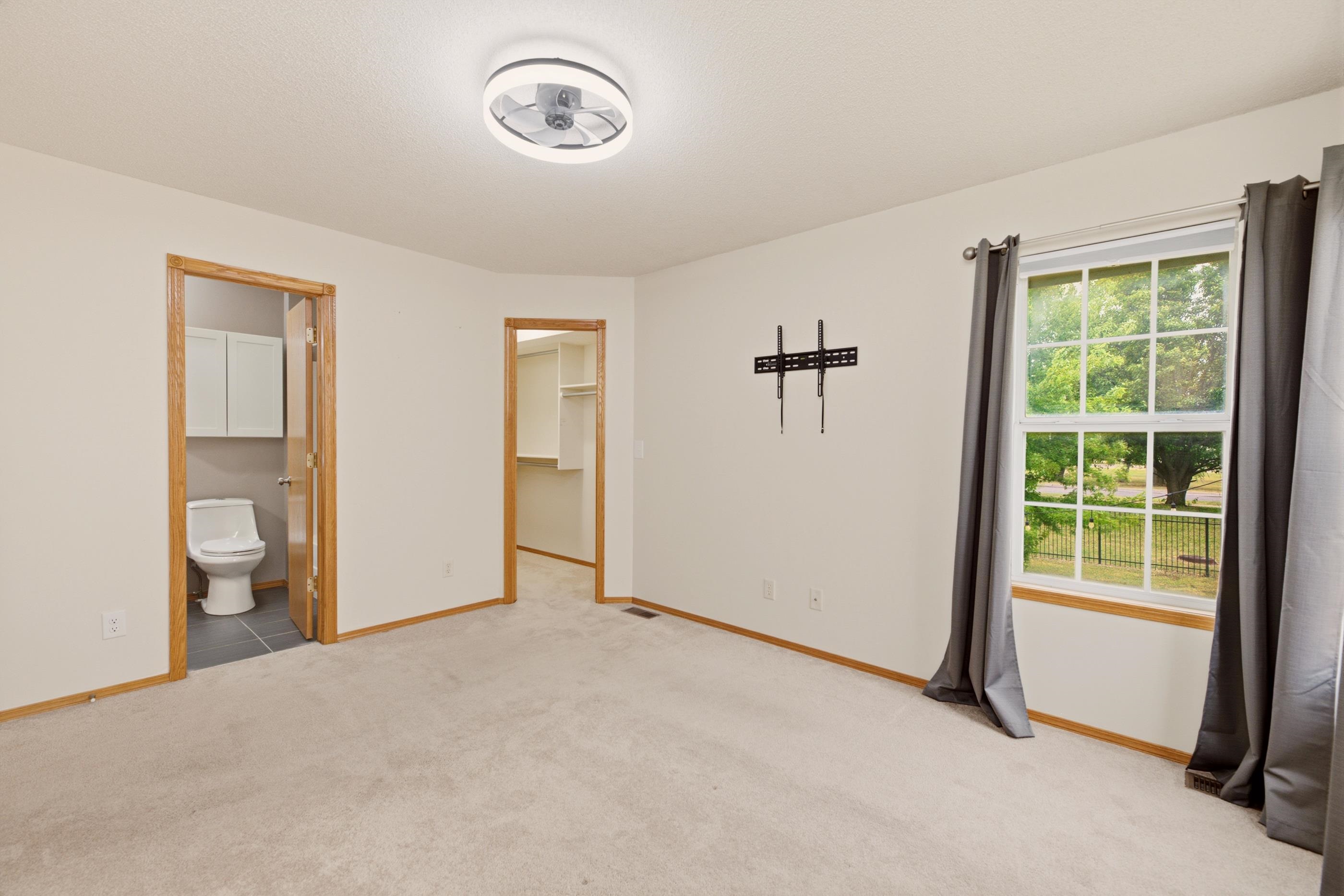 882 S Bedford Ct Property Photo 15