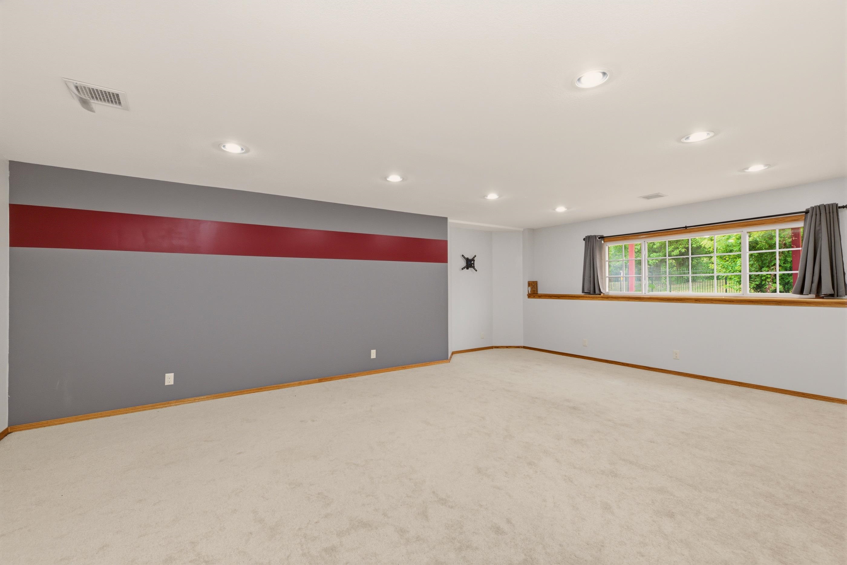 882 S Bedford Ct Property Photo 23