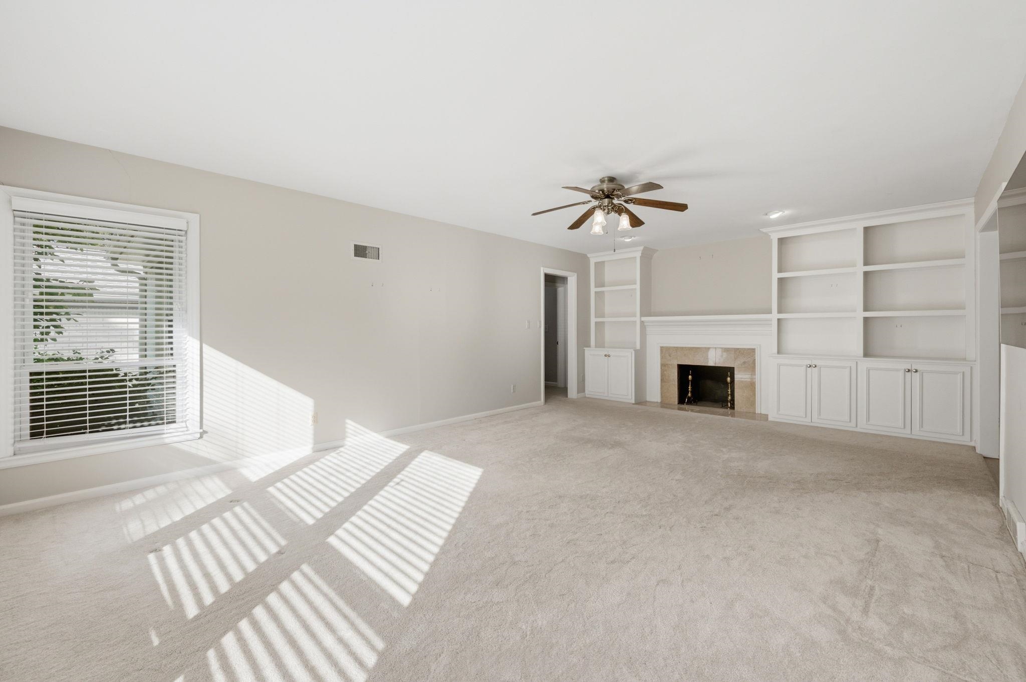 225 N Patton St Property Photo 5