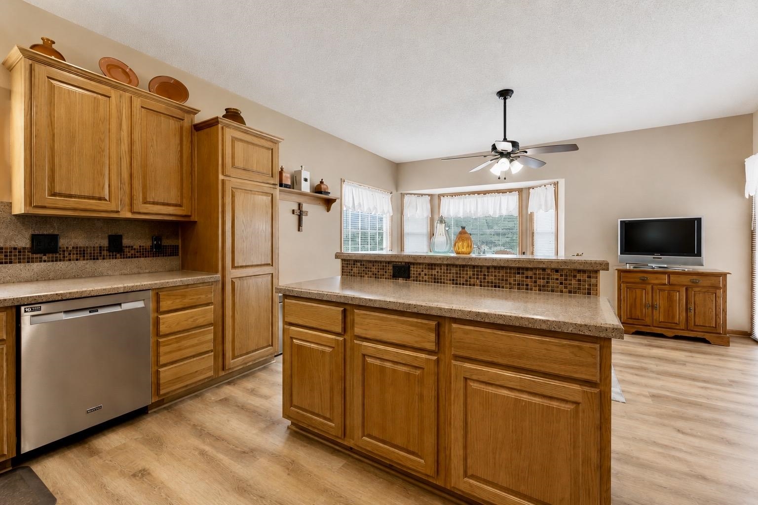 1011 S Sagebrush Property Photo 9