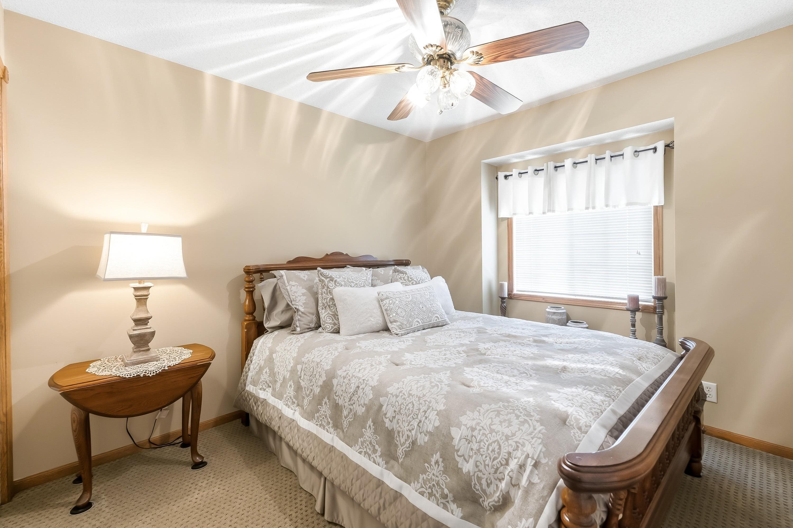 1011 S Sagebrush Property Photo 14