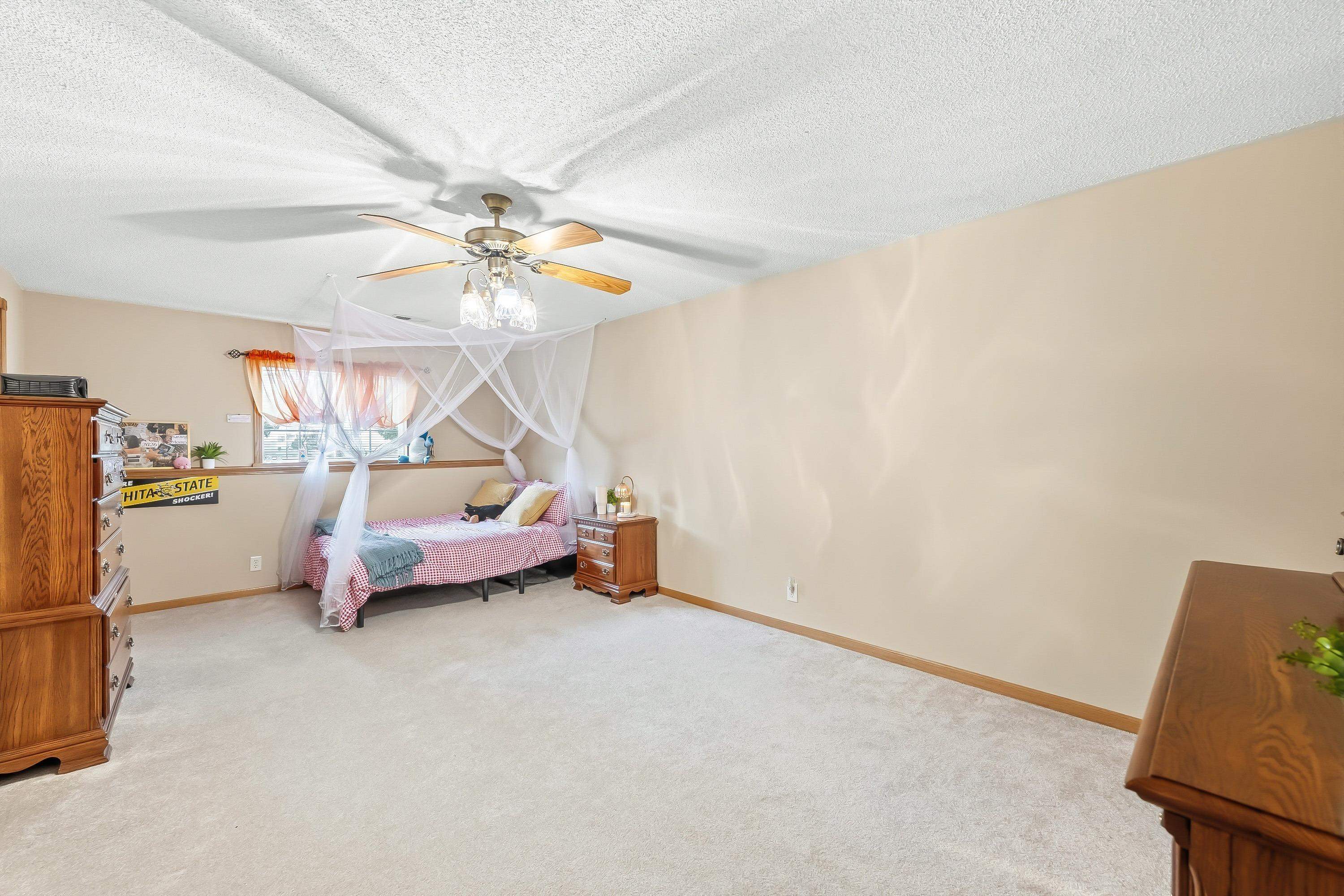 1011 S Sagebrush Property Photo 25