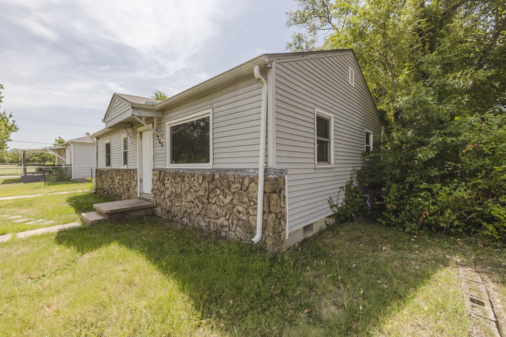 3145 E Ethel Property Photo 2