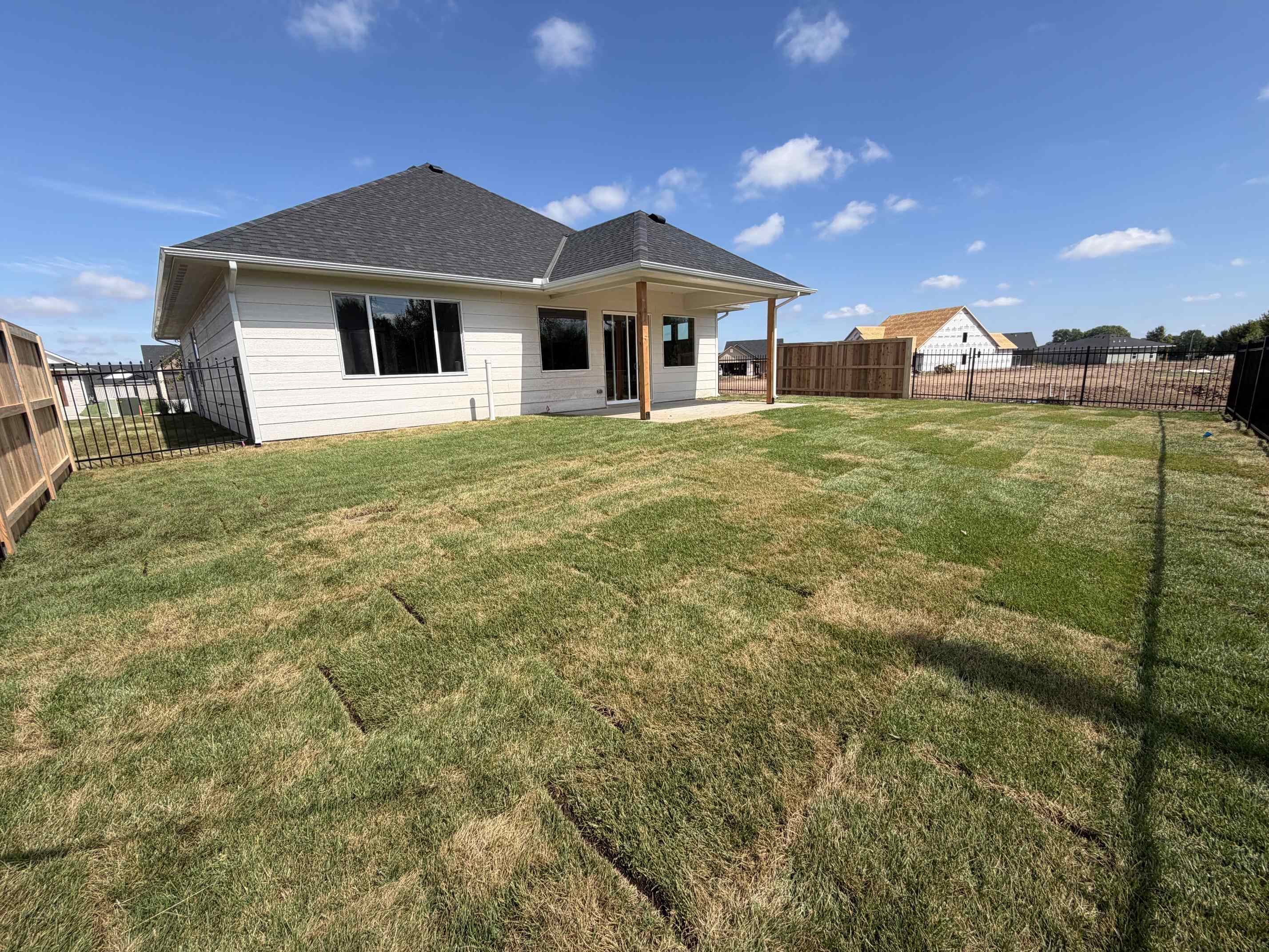 706 N Rainbow Lake Ct Property Photo 20
