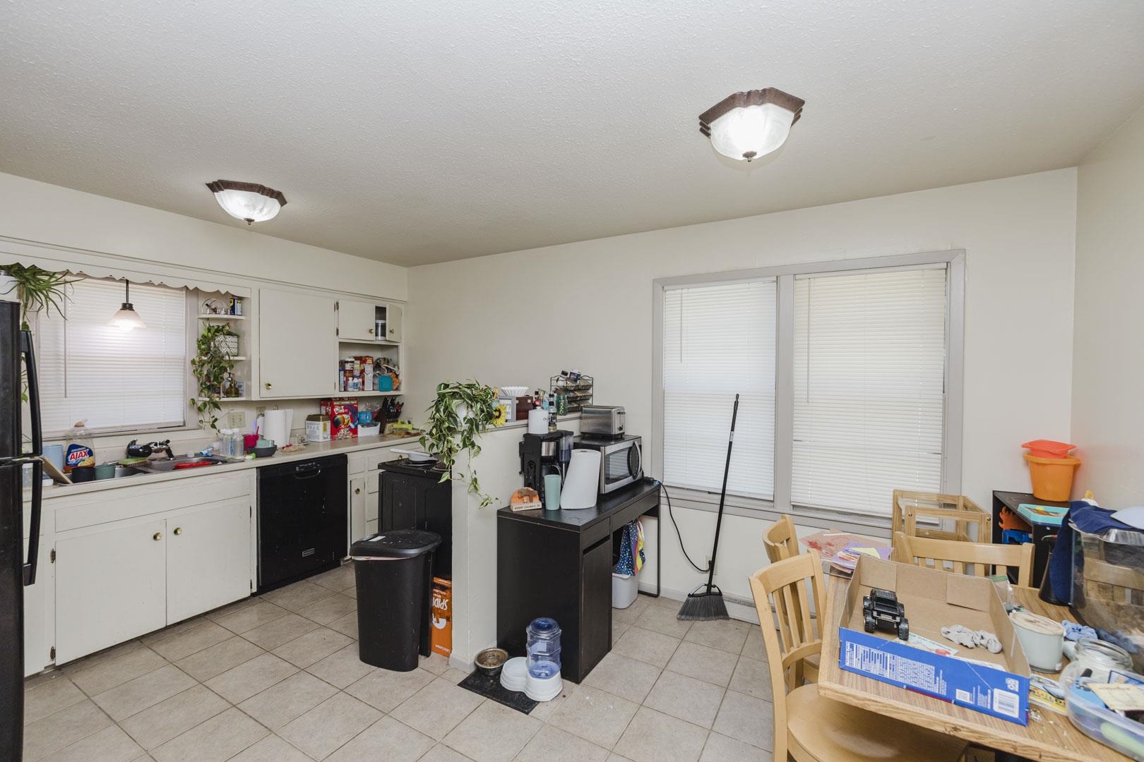 2524 W Columbine Property Photo 8