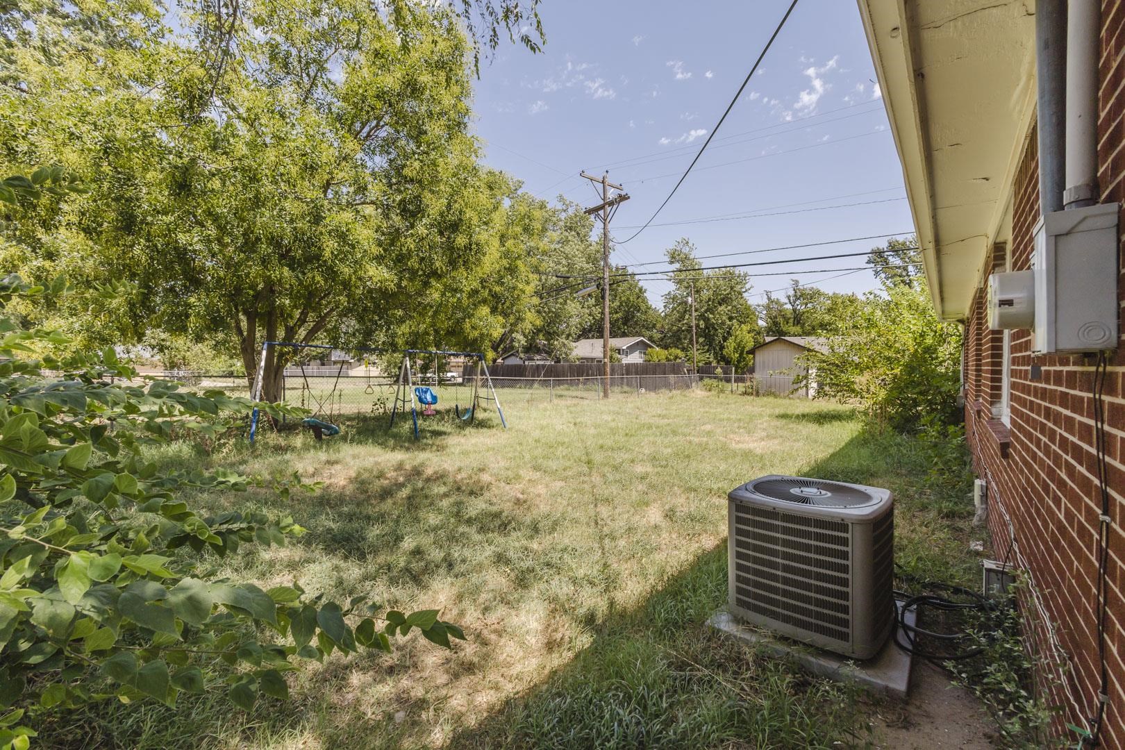 2524 W Columbine Property Photo 27