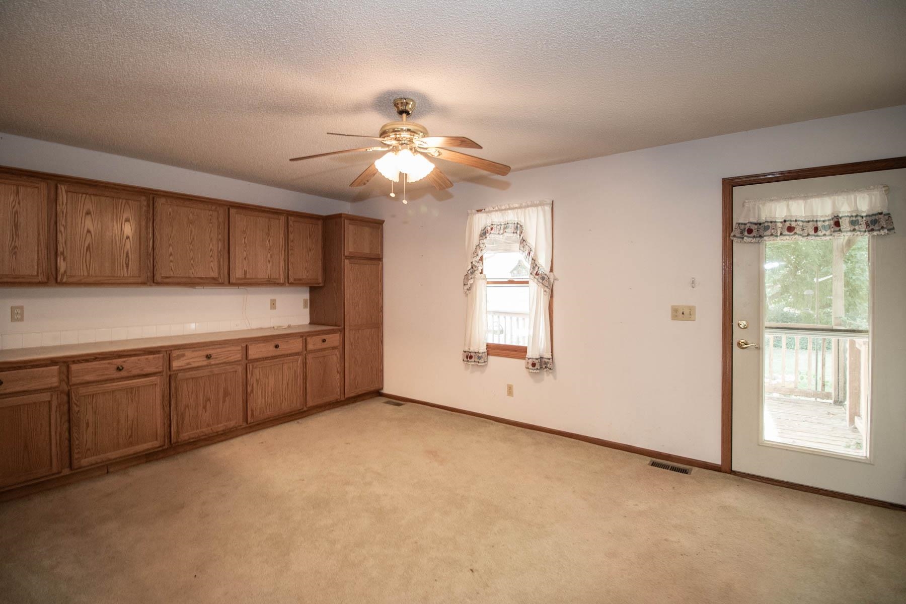 623 E Mulvane Property Photo 6