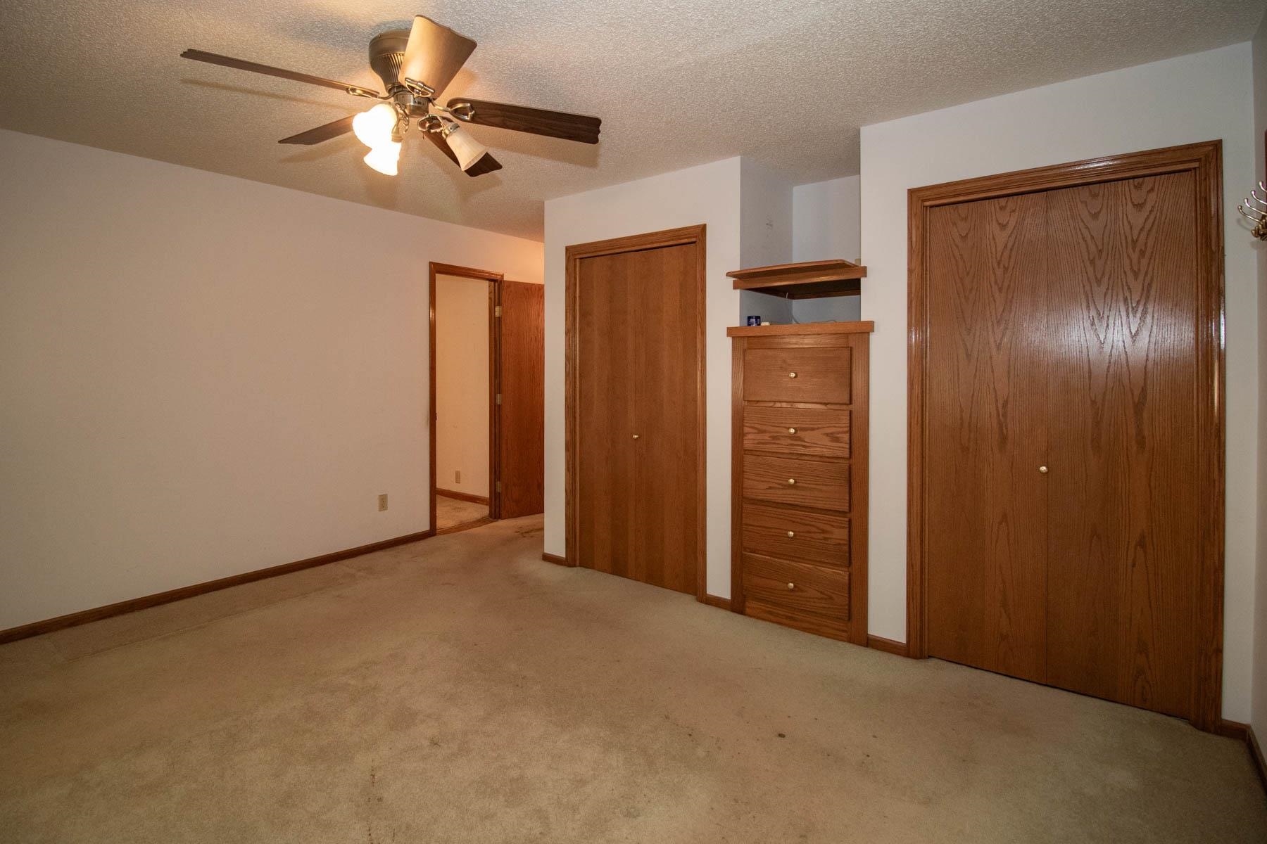 623 E Mulvane Property Photo 11