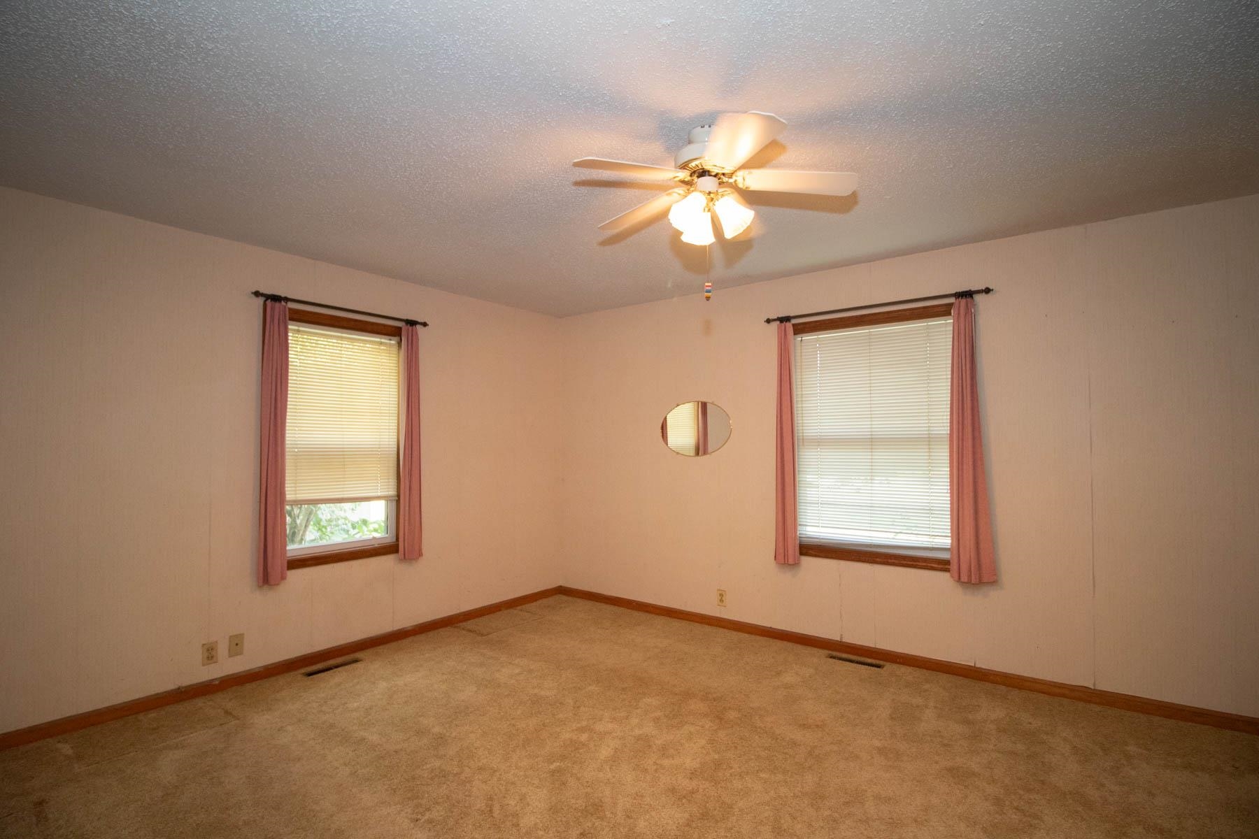 623 E Mulvane Property Photo 16