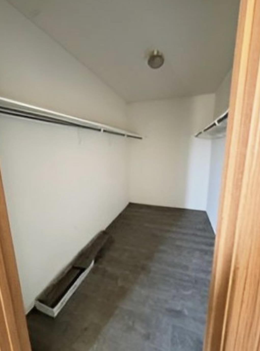 1401 Forrest Property Photo 8