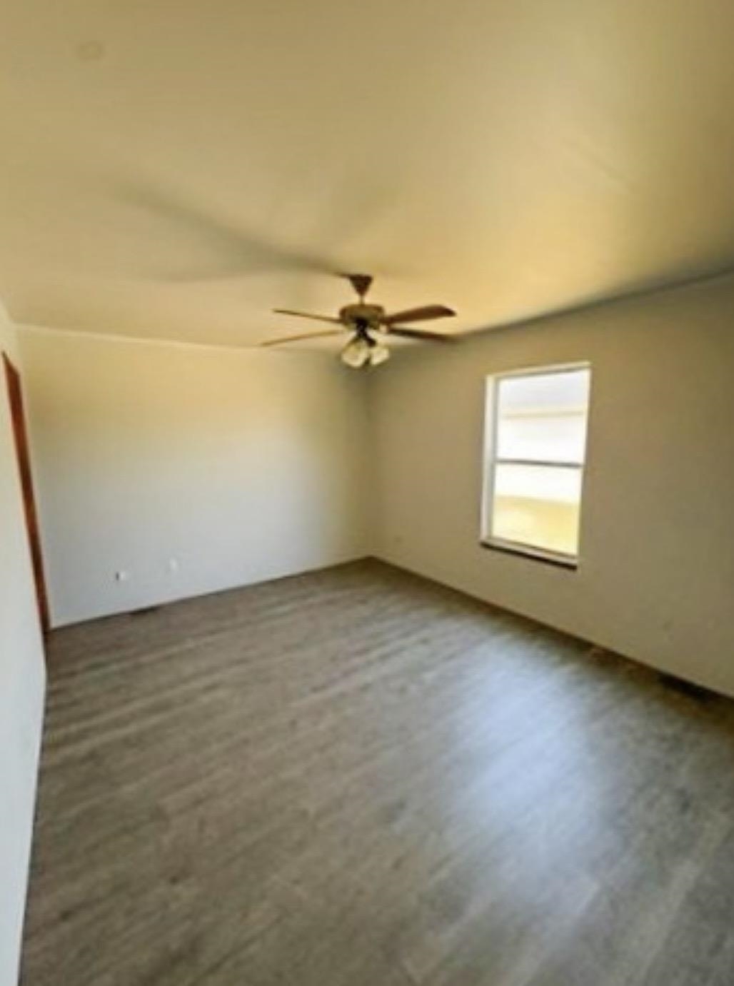 1401 Forrest Property Photo 11