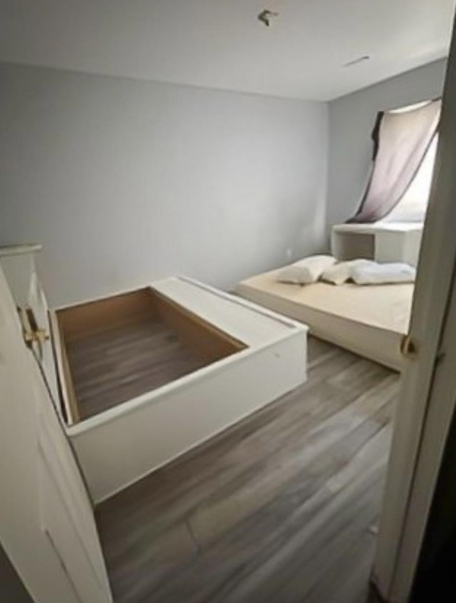 1401 Forrest Property Photo 12