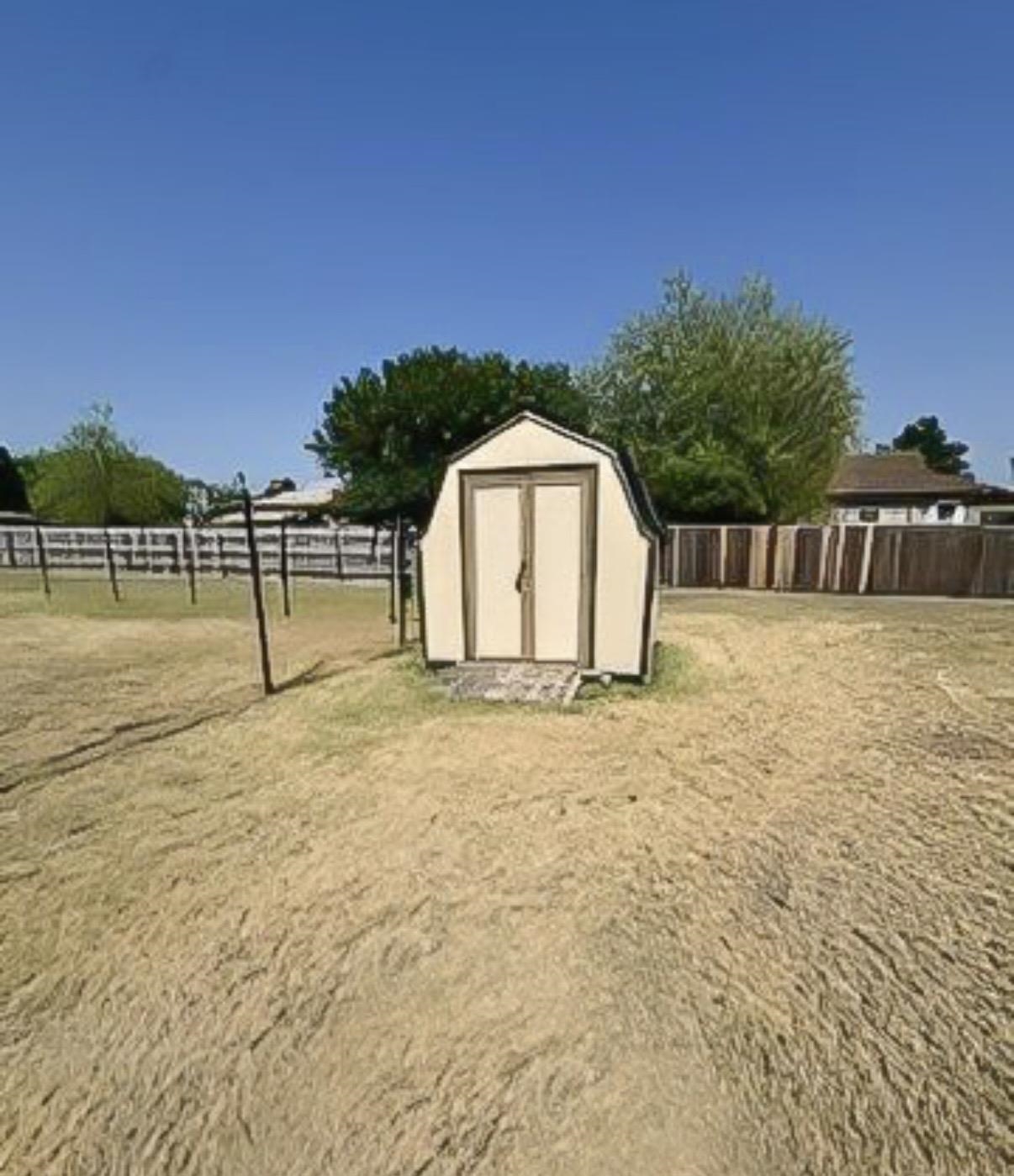 1401 Forrest Property Photo 18