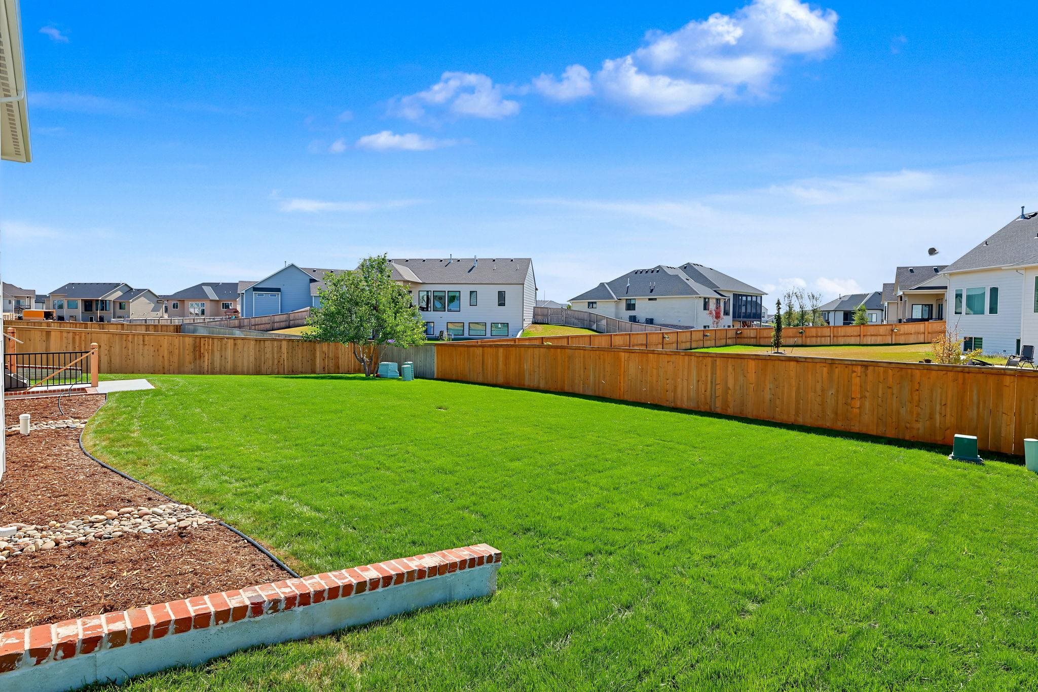 11413 E Winston Circle Property Photo 34