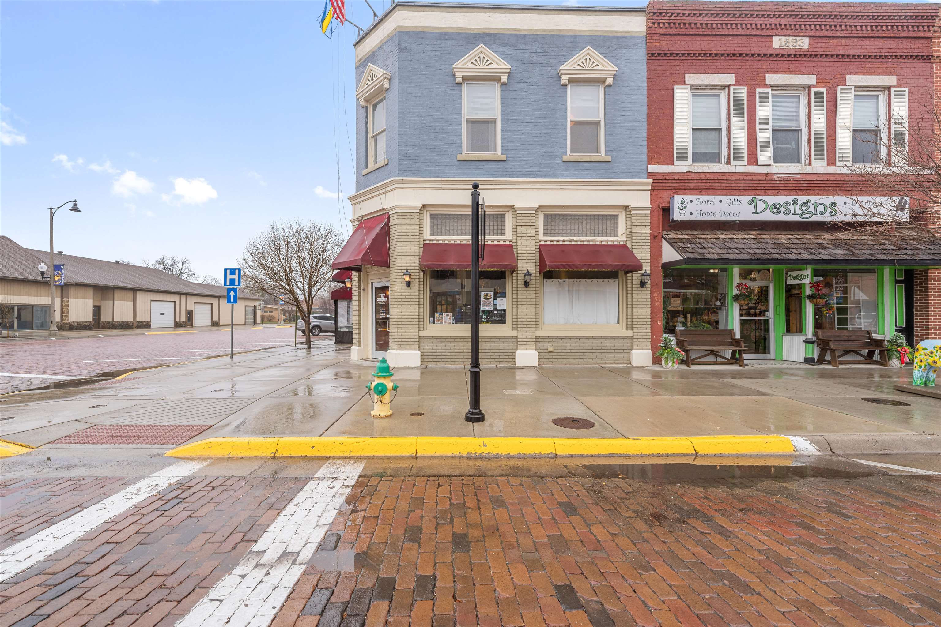 101 N Main St. Property Photo 36