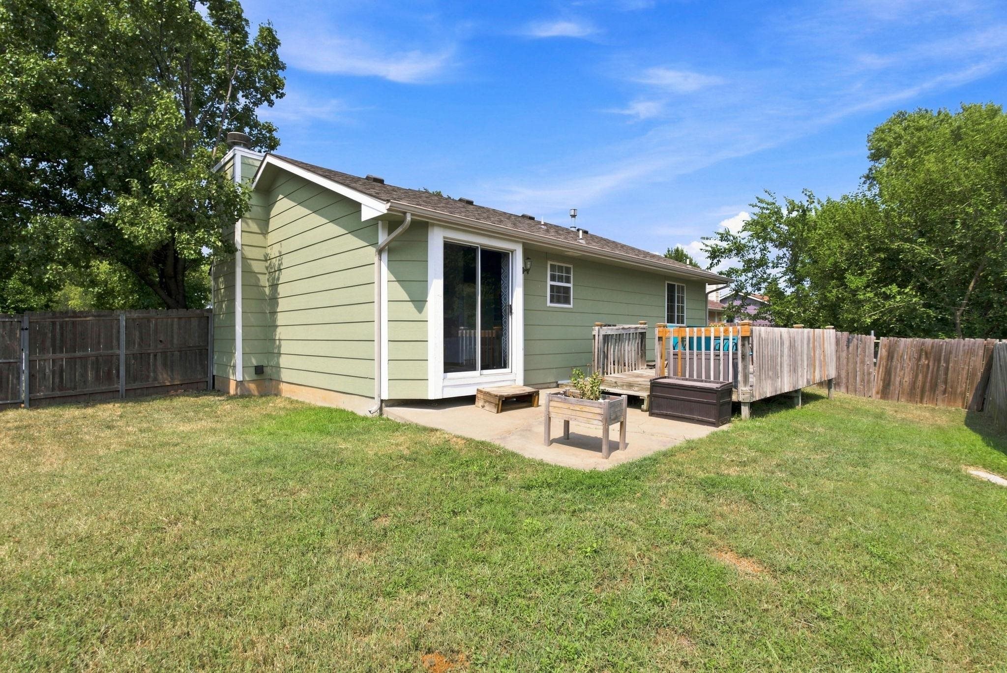 1645 S Lark Ct Property Photo 21