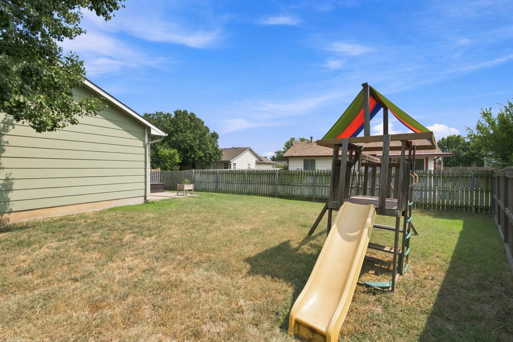 1645 S Lark Ct Property Photo 22