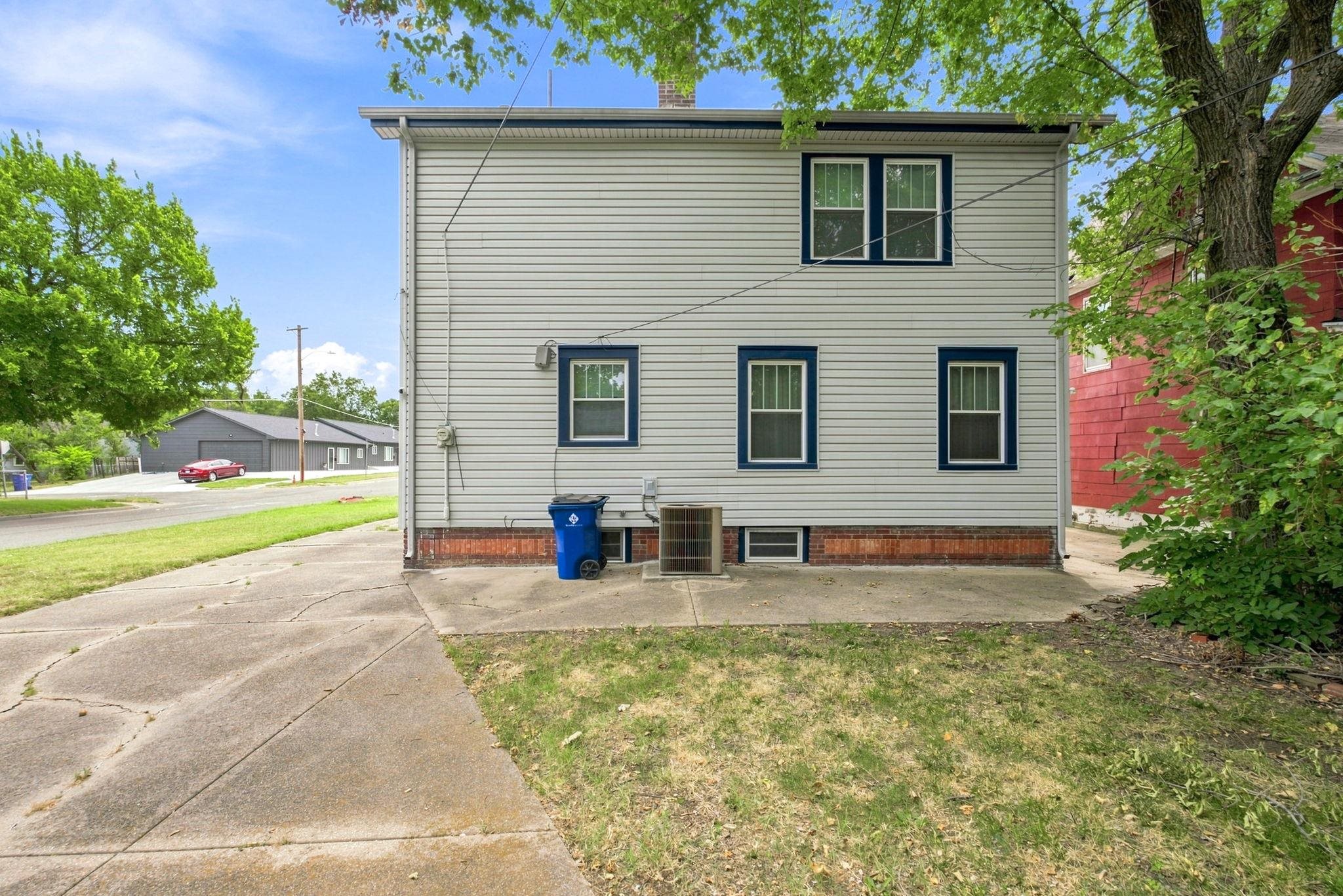 1857 N Lorraine Property Photo 29