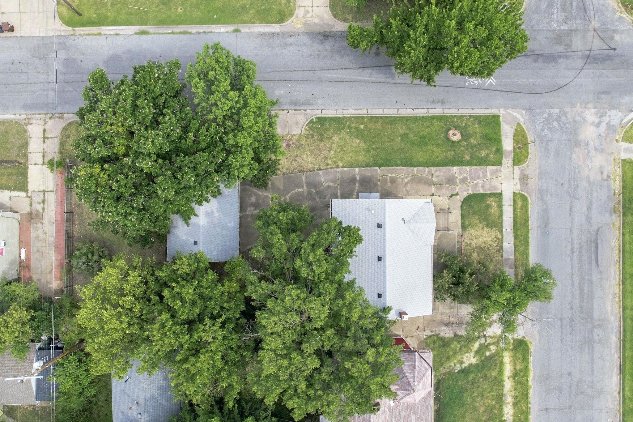 1857 N Lorraine Property Photo 32