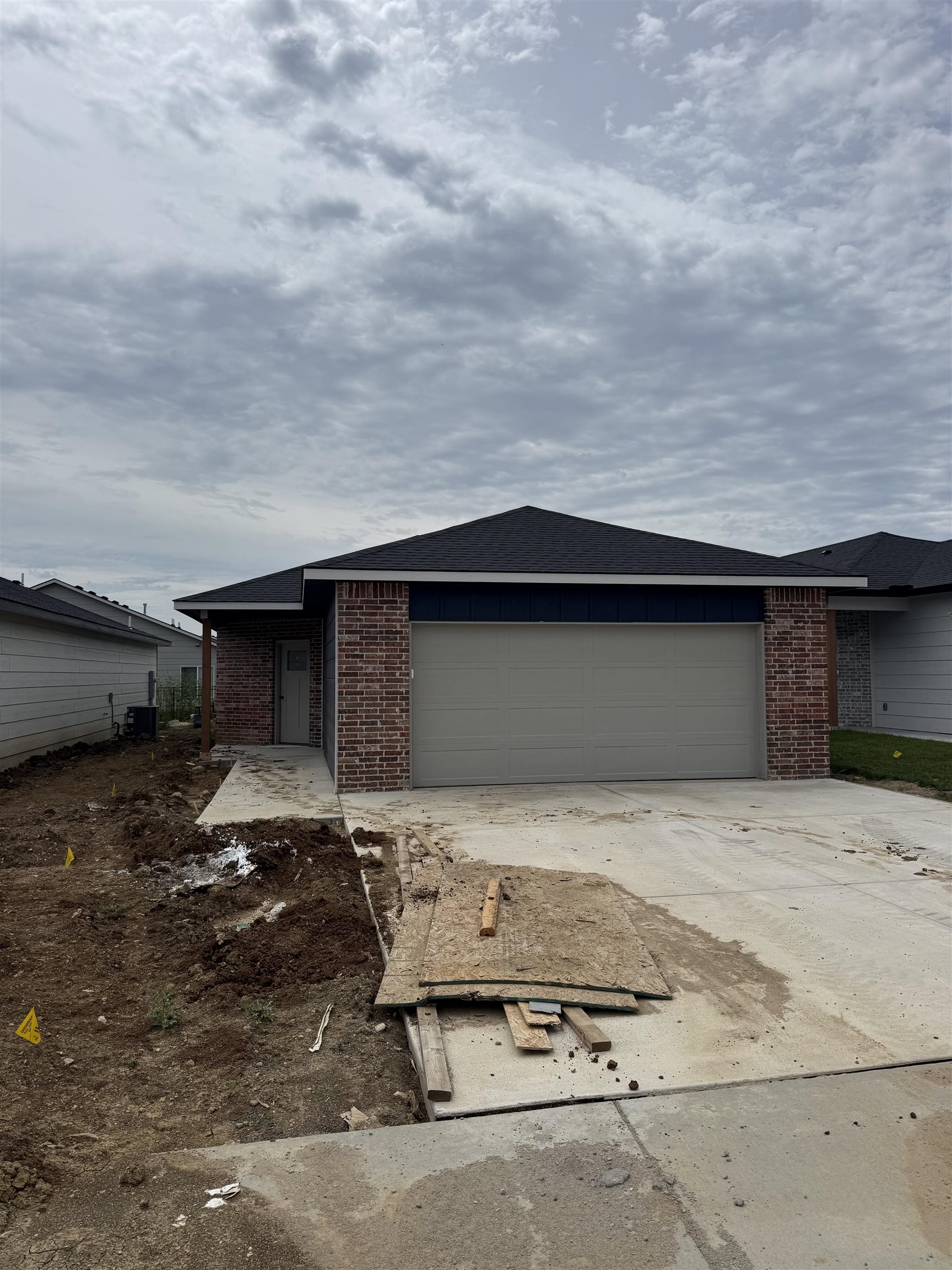 12831 E Willowgreen St Property Photo 1