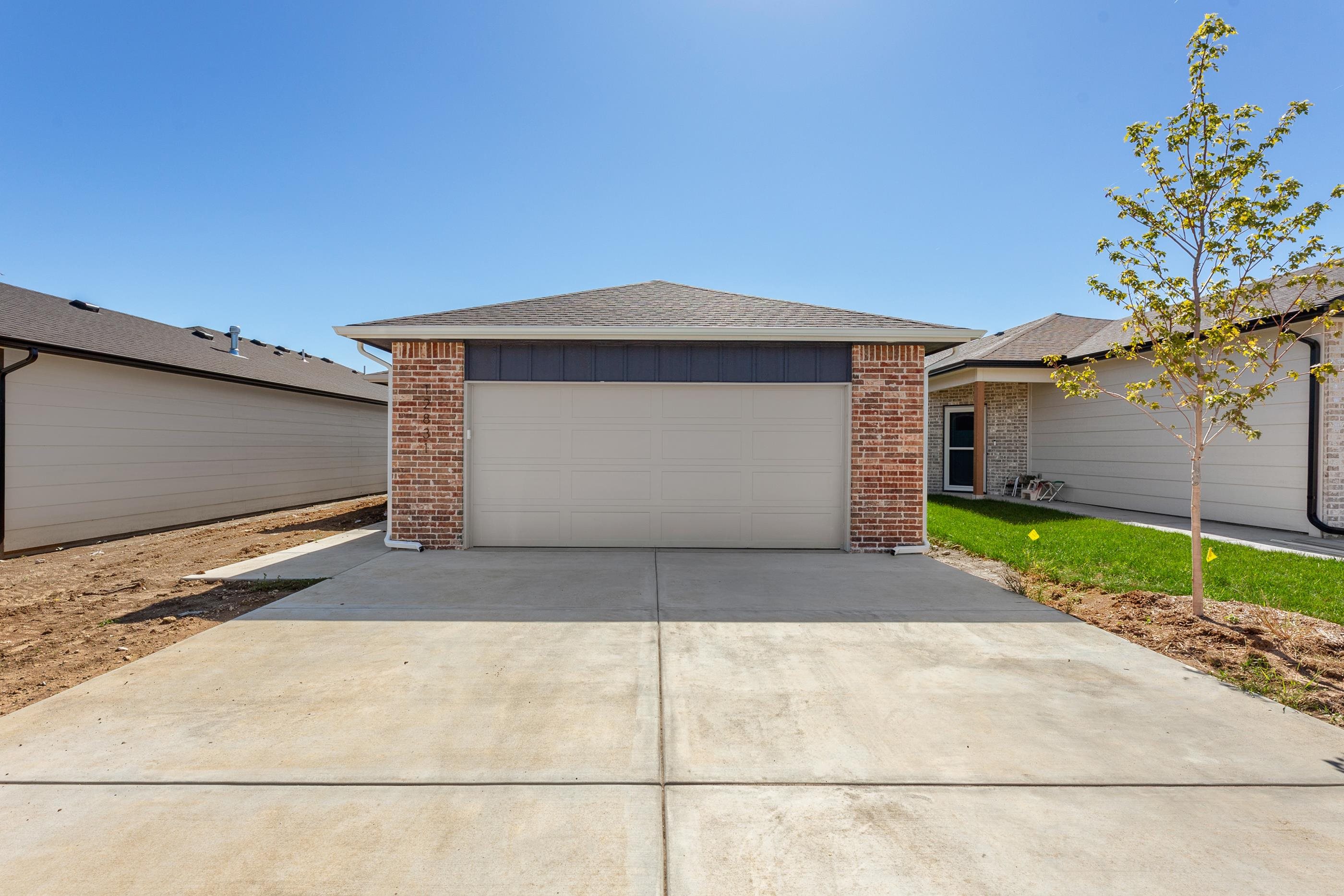 12831 E Willowgreen St Property Photo 1