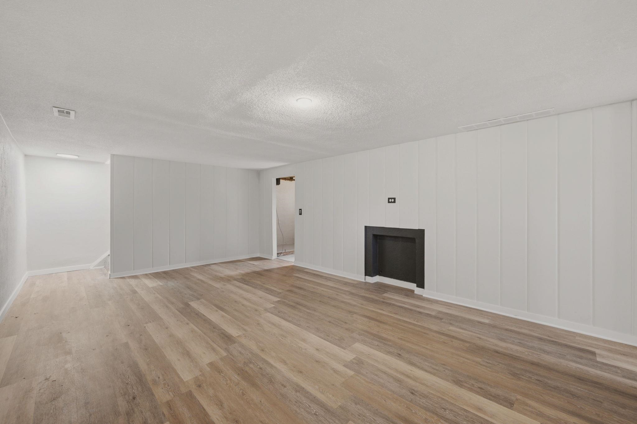 1500 N Sedgwick Property Photo 17