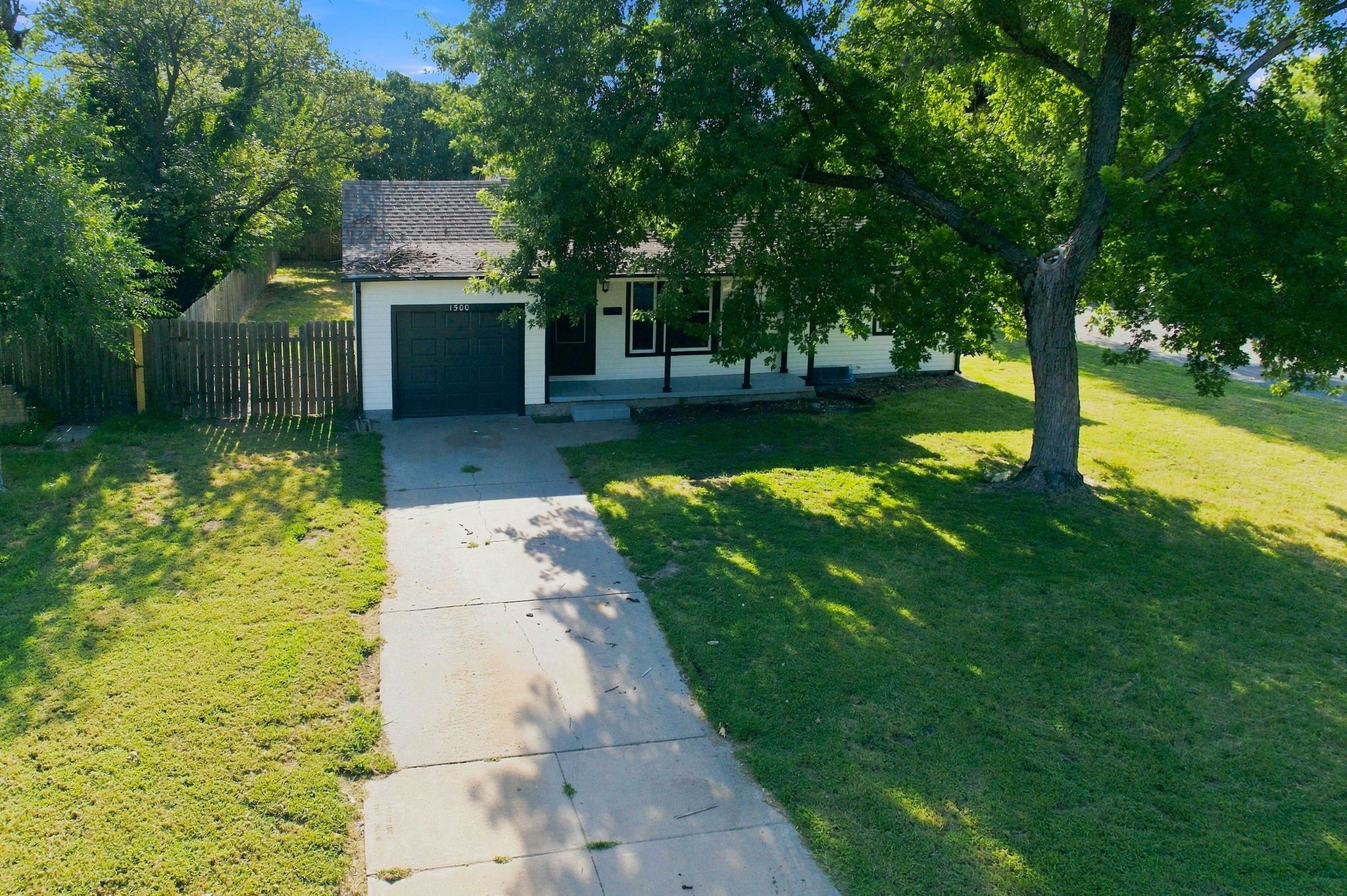 1500 N Sedgwick Property Photo 32