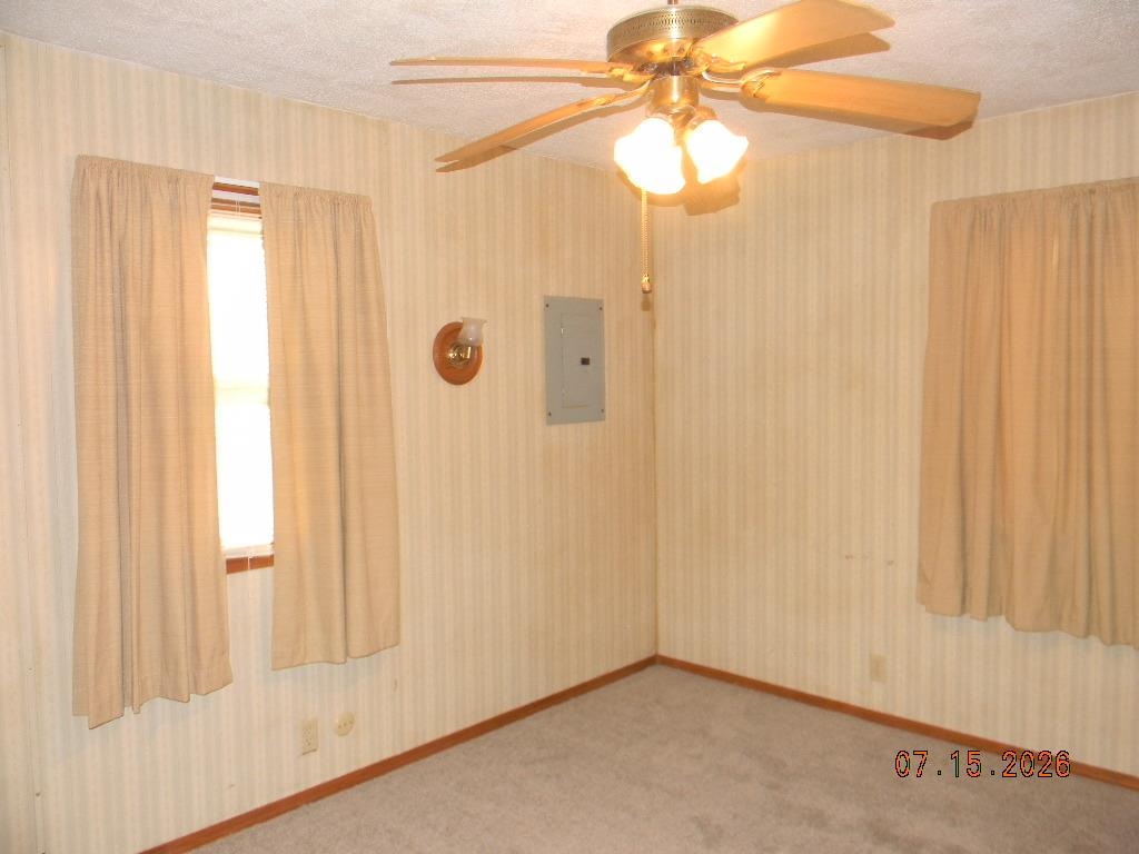 315 S Stewart Dr Property Photo 2