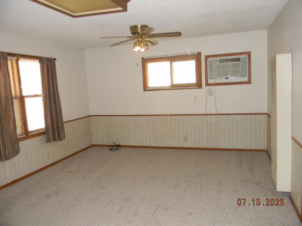 315 S Stewart Dr Property Photo 6