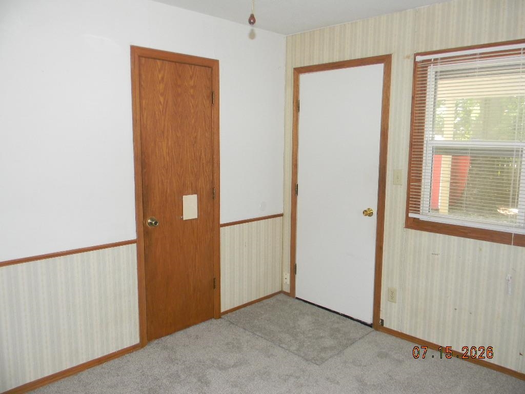 315 S Stewart Dr Property Photo 9