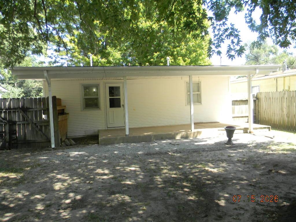 315 S Stewart Dr Property Photo 19