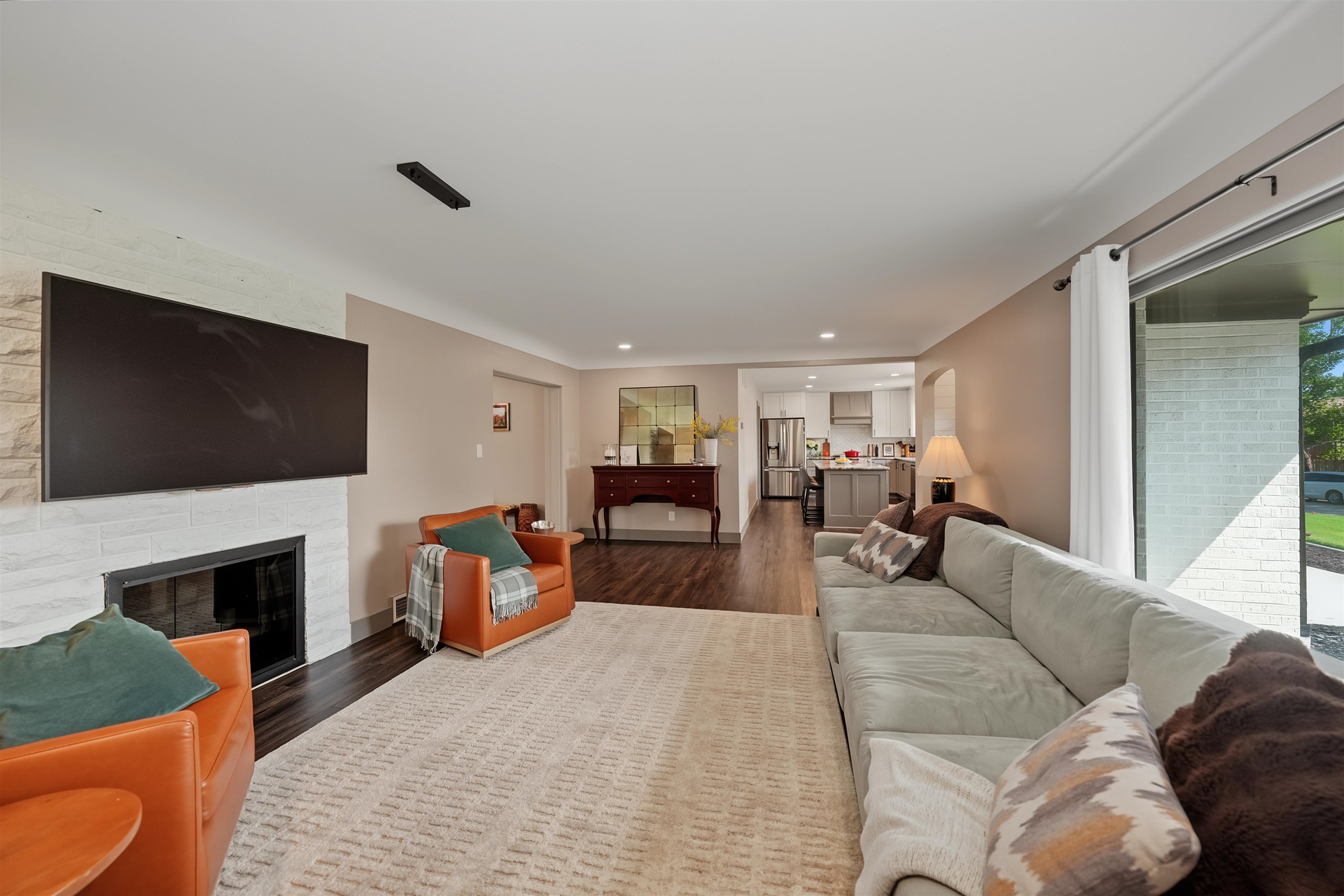 147 Overhill Rd Property Photo 3
