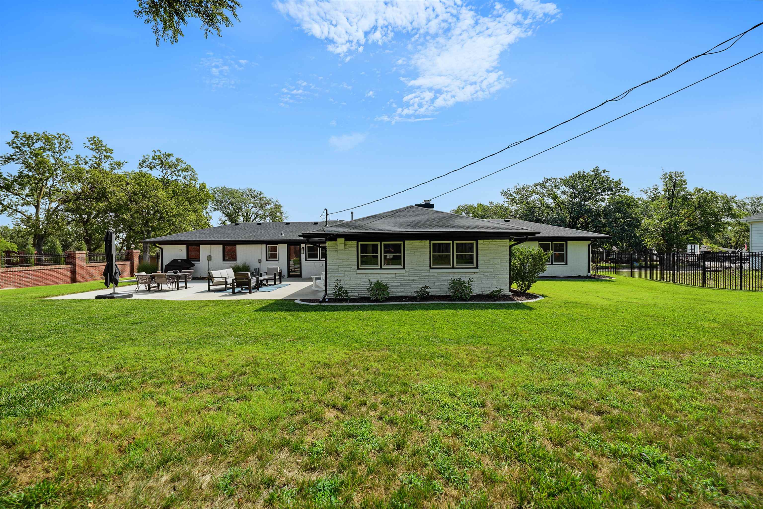 147 Overhill Rd Property Photo 29