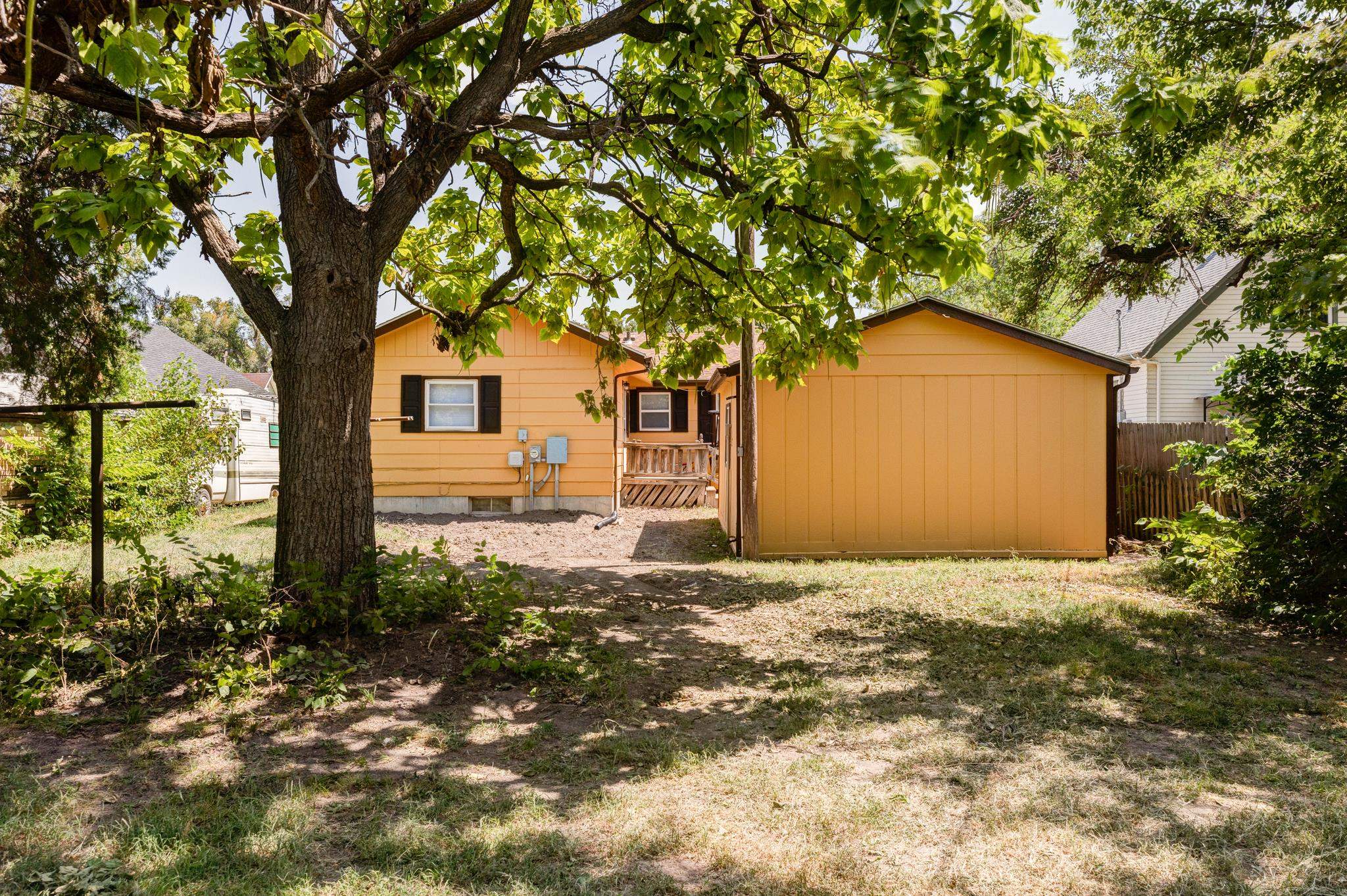 237 N Kansas Ave Property Photo 35
