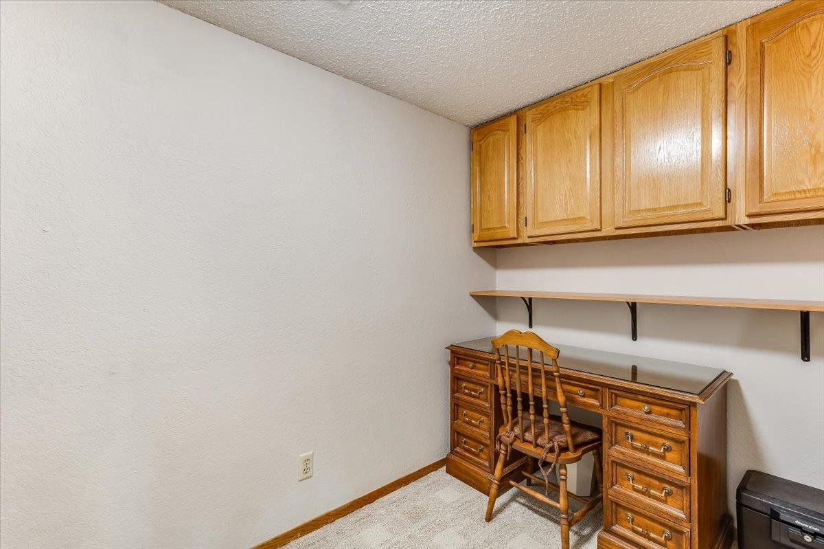 1313 E Briarwood Rd Property Photo 15