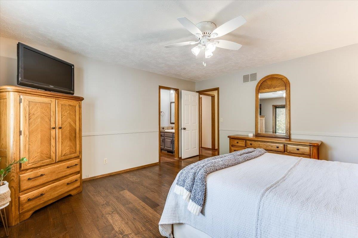 1313 E Briarwood Rd Property Photo 18