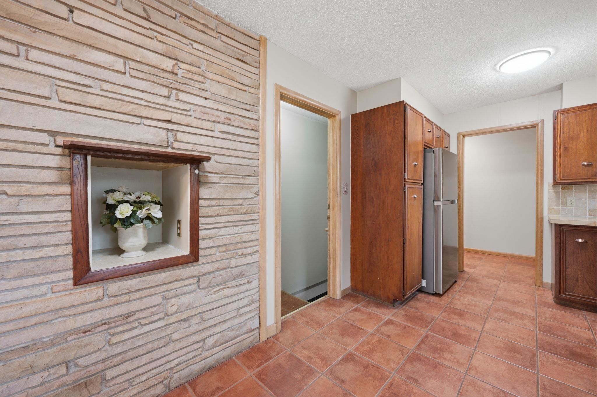 1104 N Pinecrest Street Property Photo 14