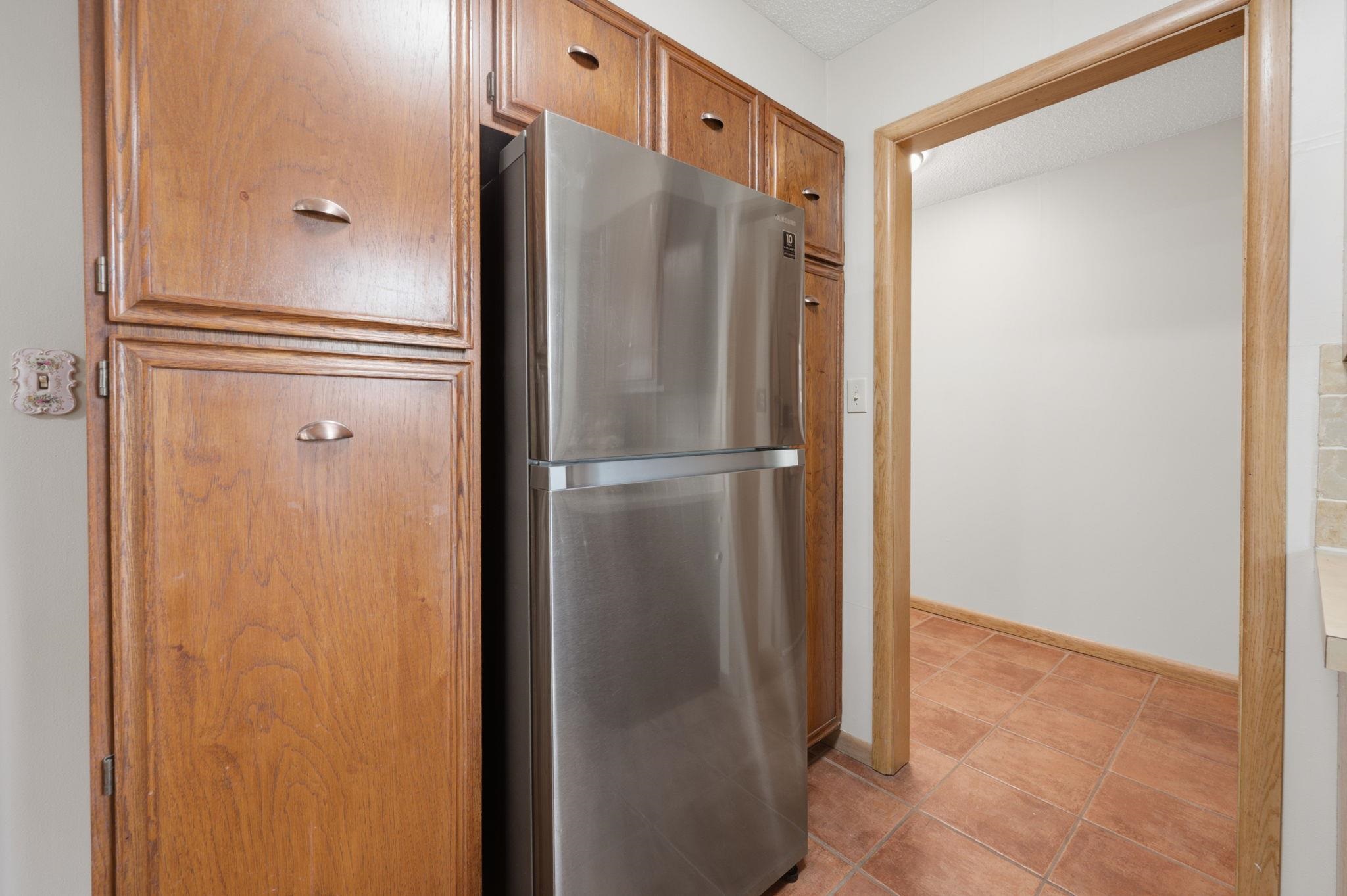1104 N Pinecrest Street Property Photo 15