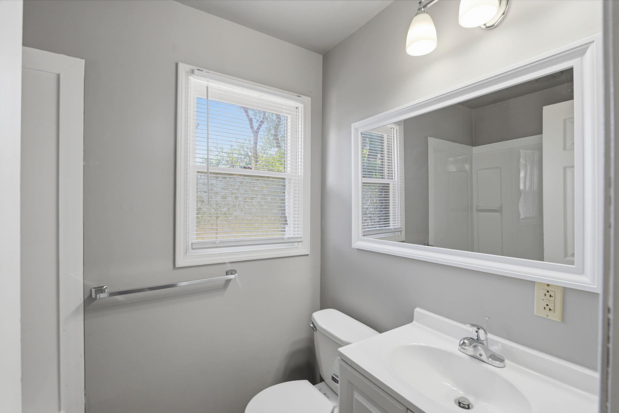 1715 S Saint Paul St Property Photo 15