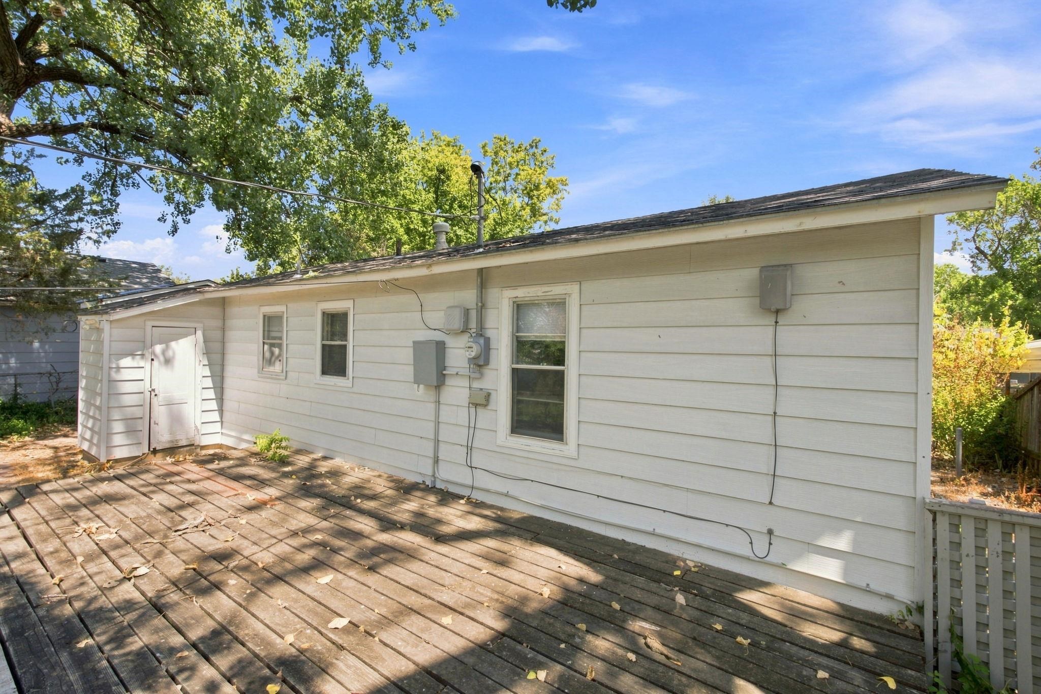 1715 S Saint Paul St Property Photo 23
